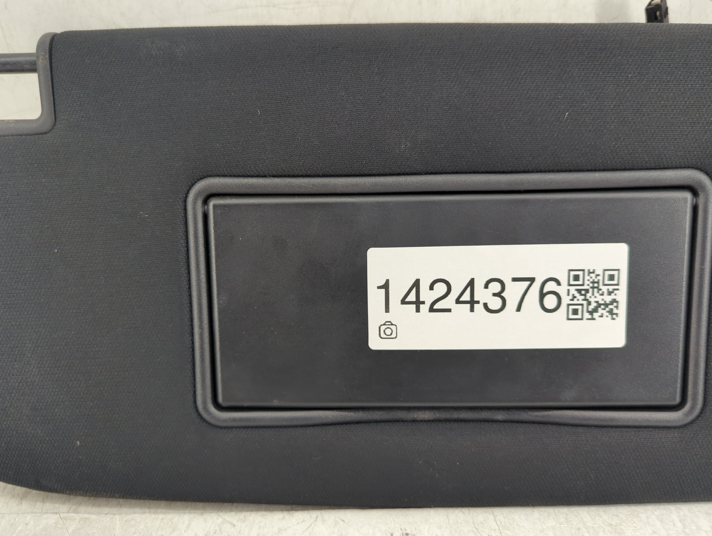 2014-2022 Jeep Grand Cherokee Sun Visor Shade Replacement Passenger Right Mirror Fits OEM Used Auto Parts - Oemusedautoparts