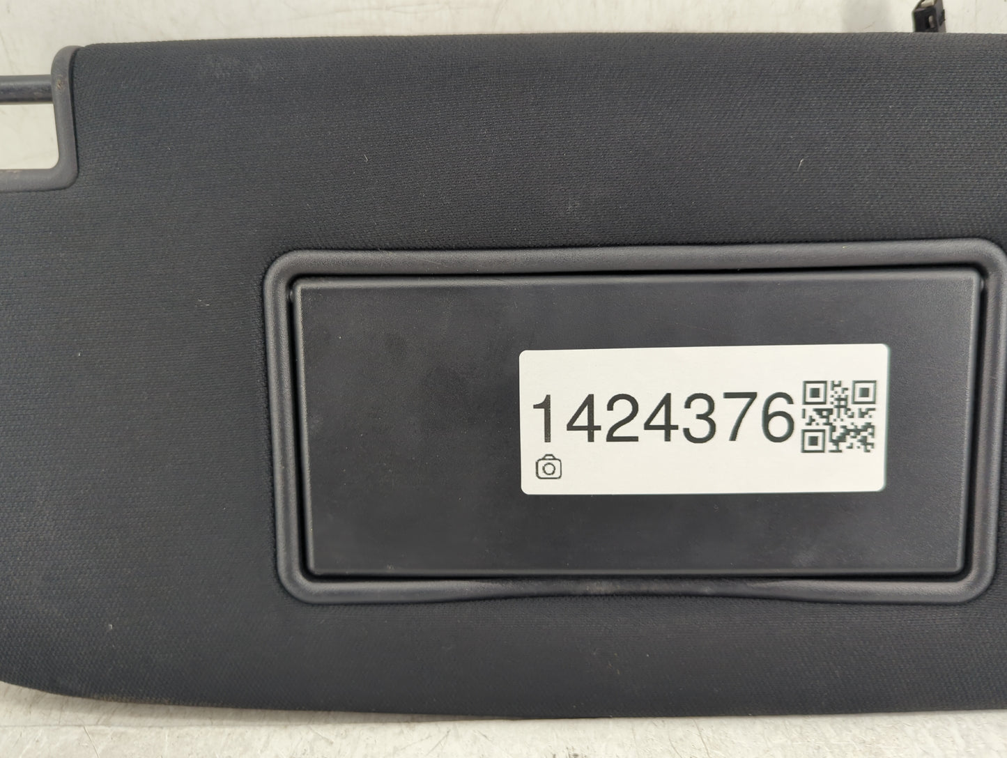 2014-2022 Jeep Grand Cherokee Sun Visor Shade Replacement Passenger Right Mirror Fits OEM Used Auto Parts - Oemusedautoparts