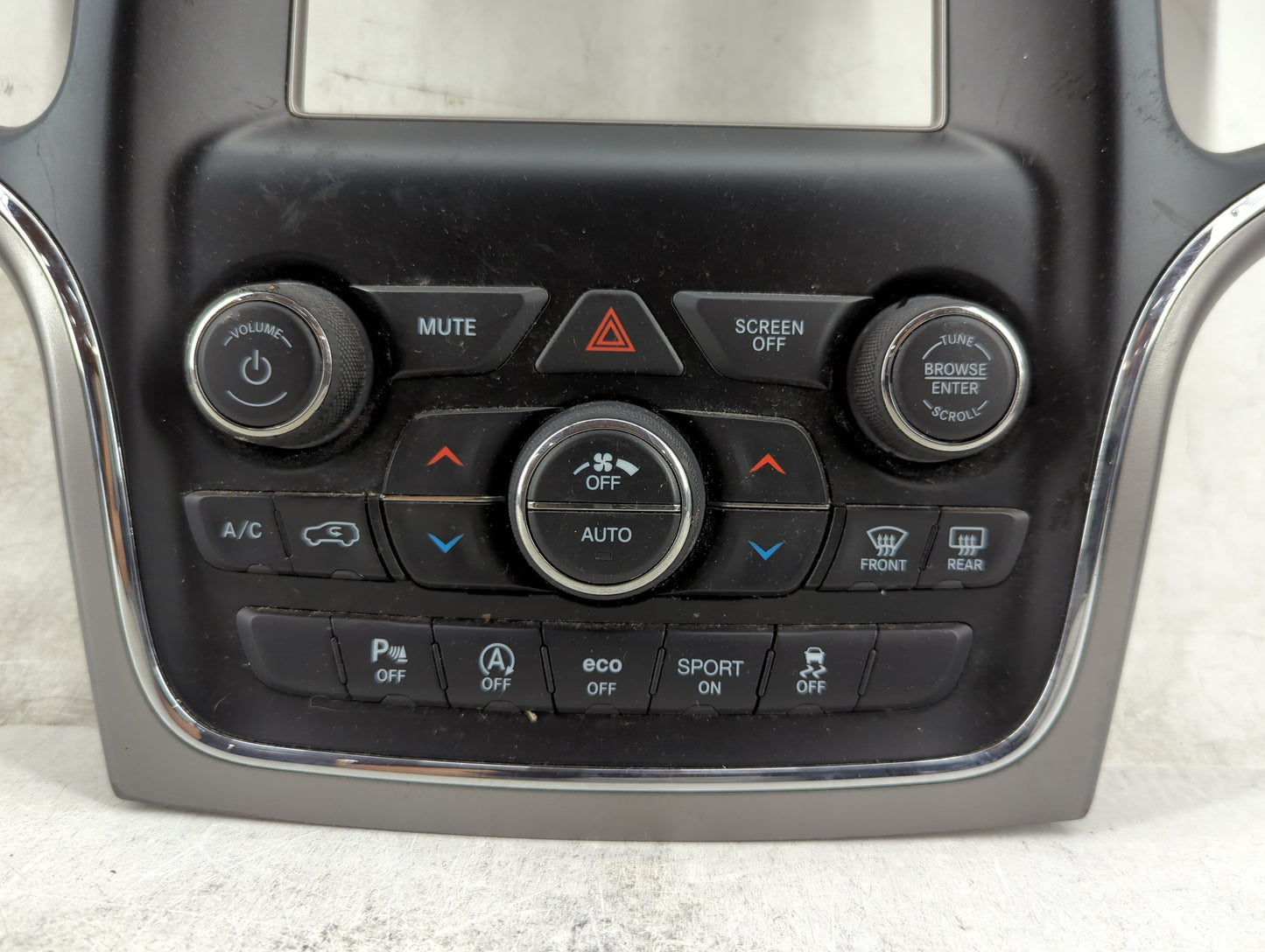 2020 Jeep Grand Cherokee Radio Control Panel - Oemusedautoparts1.com