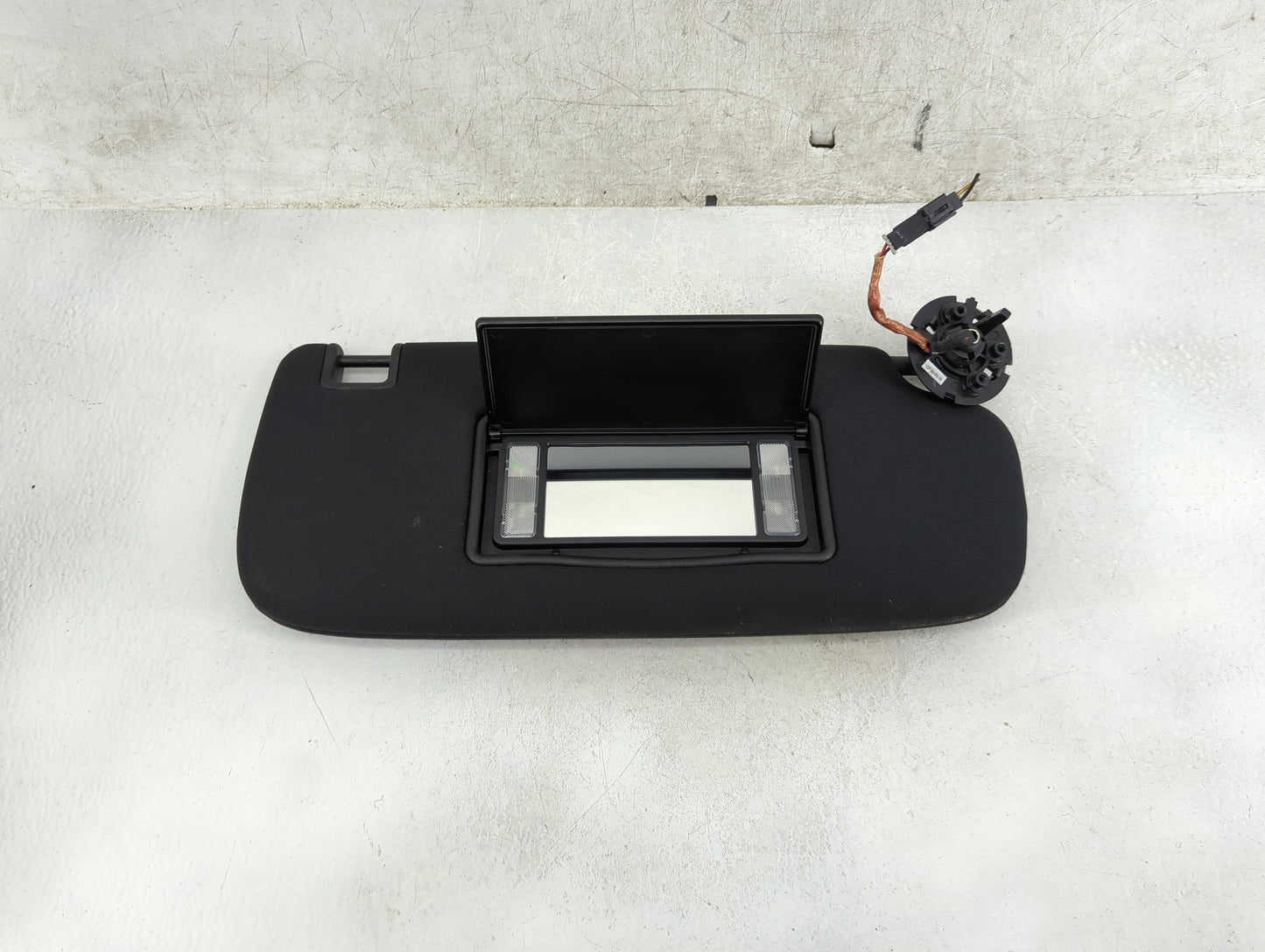 2014-2022 Jeep Grand Cherokee Sun Visor Shade Replacement Passenger Right Mirror Fits OEM Used Auto Parts - Oemusedautoparts
