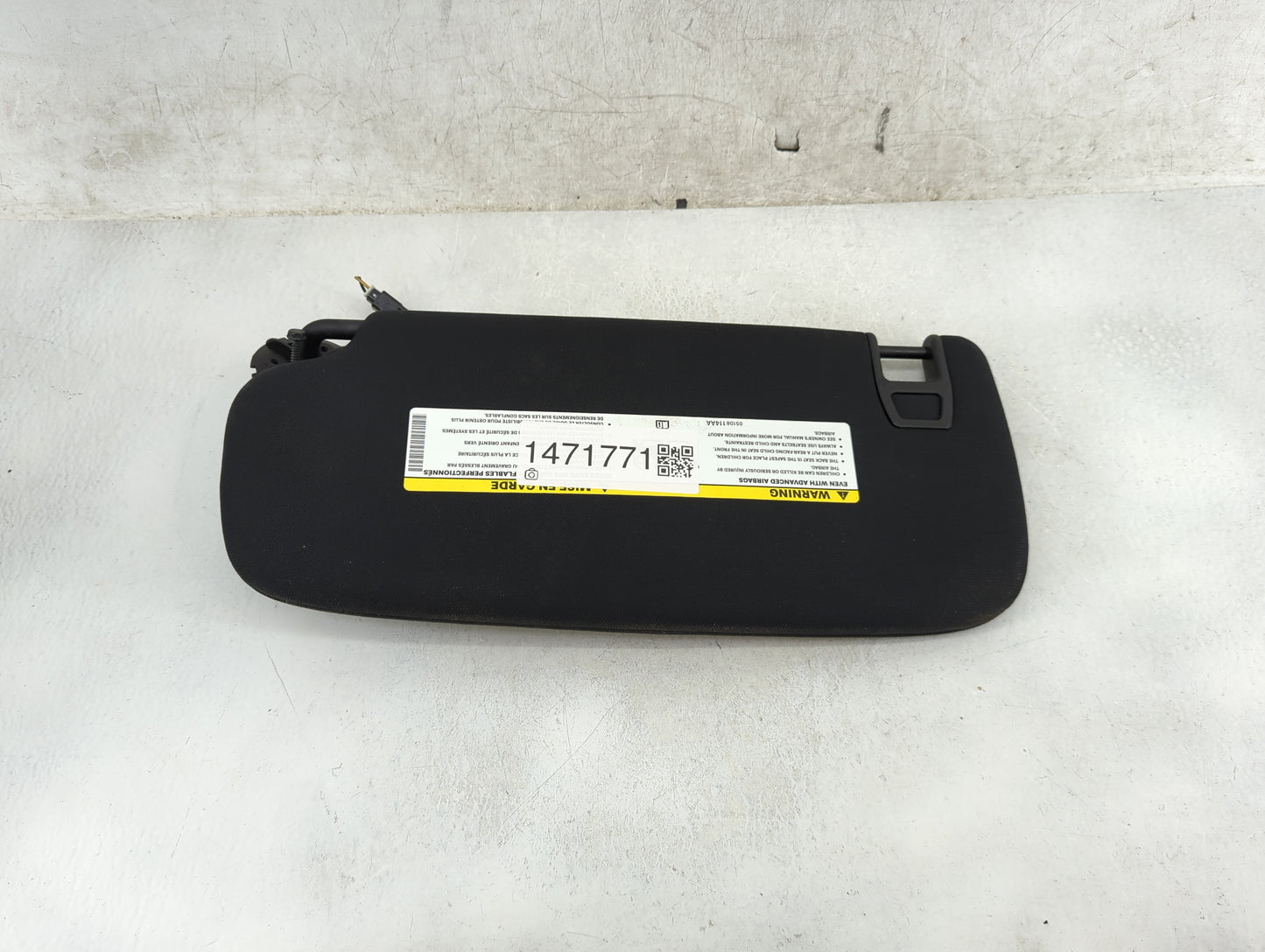 2014-2022 Jeep Grand Cherokee Sun Visor Shade Replacement Passenger Right Mirror Fits OEM Used Auto Parts - Oemusedautoparts