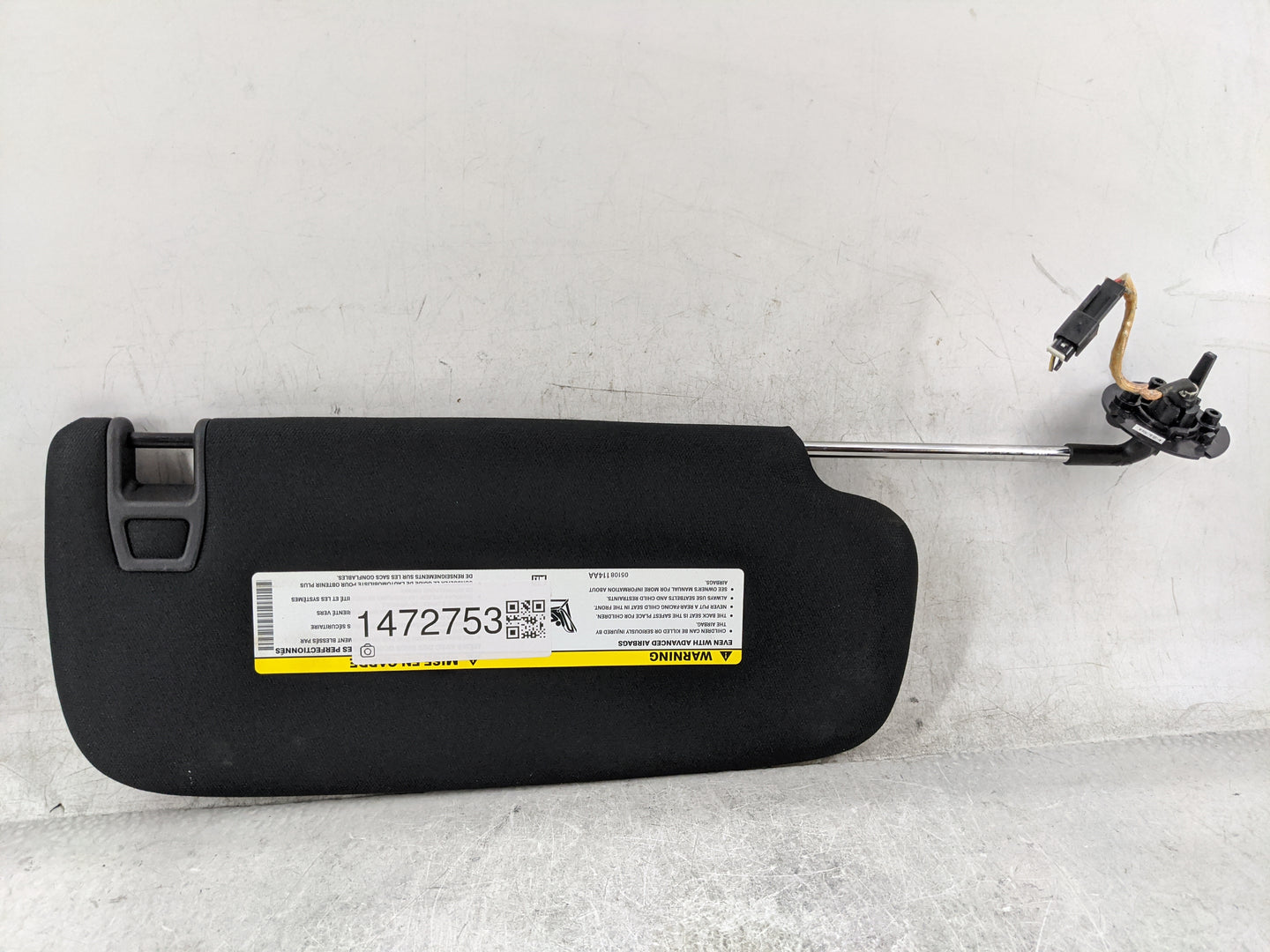 2014-2022 Jeep Grand Cherokee Sun Visor Shade Replacement Driver Left Mirror Fits OEM Used Auto Parts - Oemusedautoparts1.co