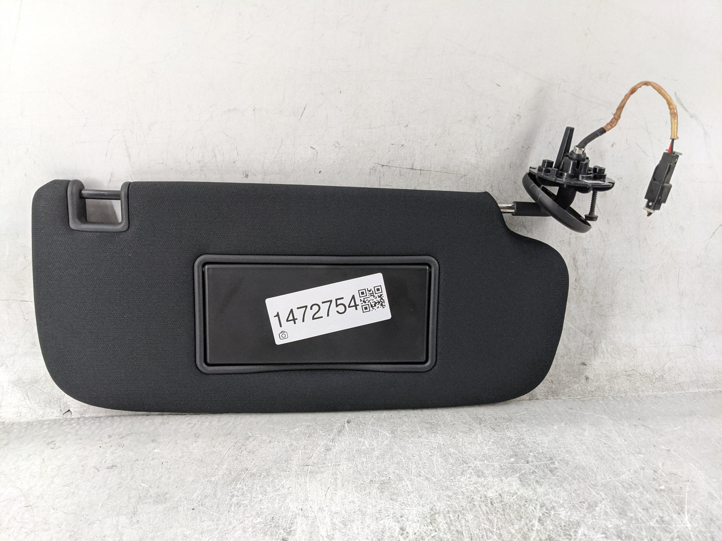 2014-2022 Jeep Grand Cherokee Sun Visor Shade Replacement Passenger Right Mirror Fits OEM Used Auto Parts - Oemusedautoparts