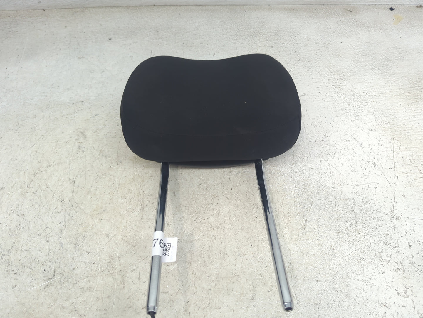 2020 Jeep Grand Cherokee Headrest Head Rest Front Driver Seat Black - Oemusedautoparts1.com