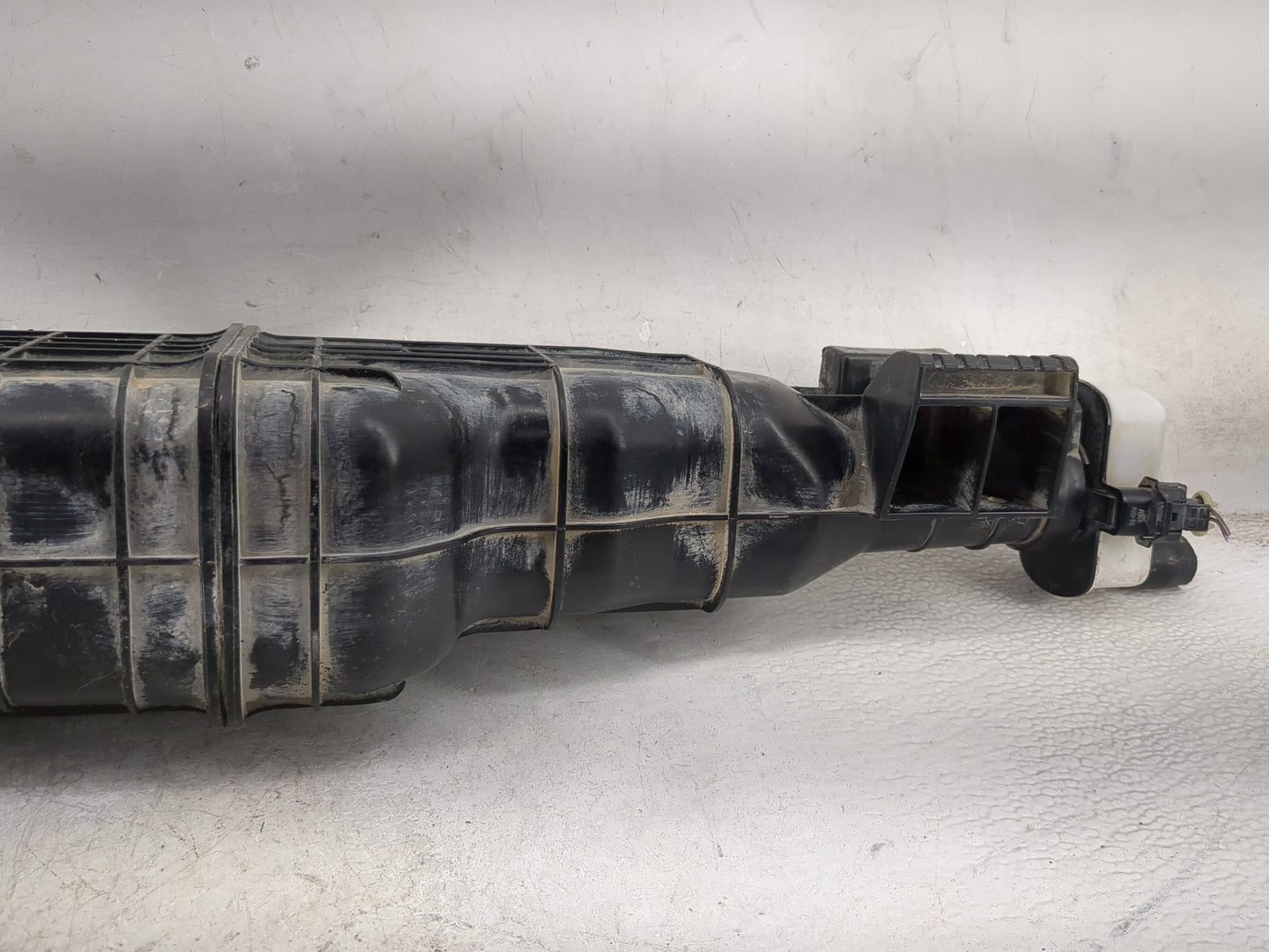 2020 Jeep Grand Cherokee Fuel Vapor Charcoal Canister - Oemusedautoparts1.com