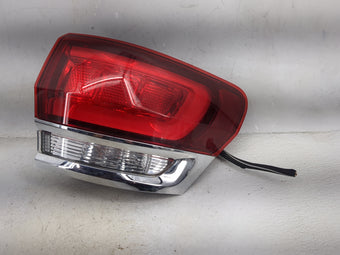 compare product 2015-2021 Jeep Grand Cherokee Tail Light Assembly Passenger Right OEM P/N:P68471328AA F00HTC413800 Fits OEM Used Auto Parts