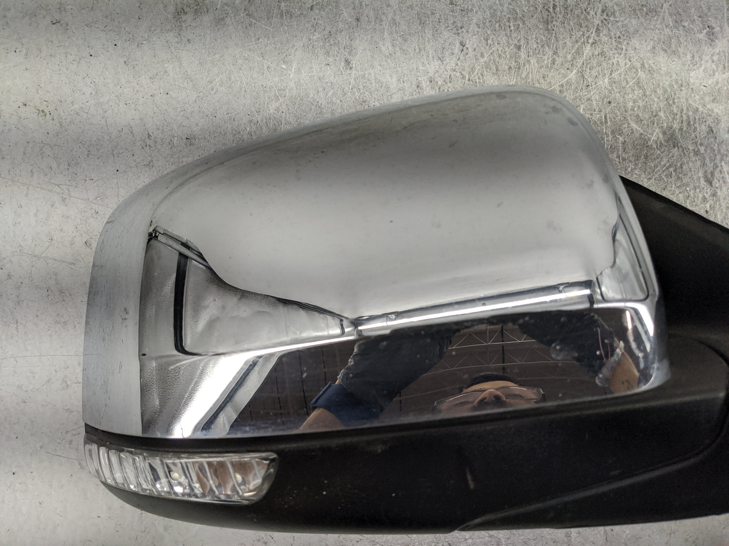 2019-2022 Jeep Grand Cherokee Passenger Side View Mirror - Right Door Mirror OEM Used - Oemusedautoparts1.com