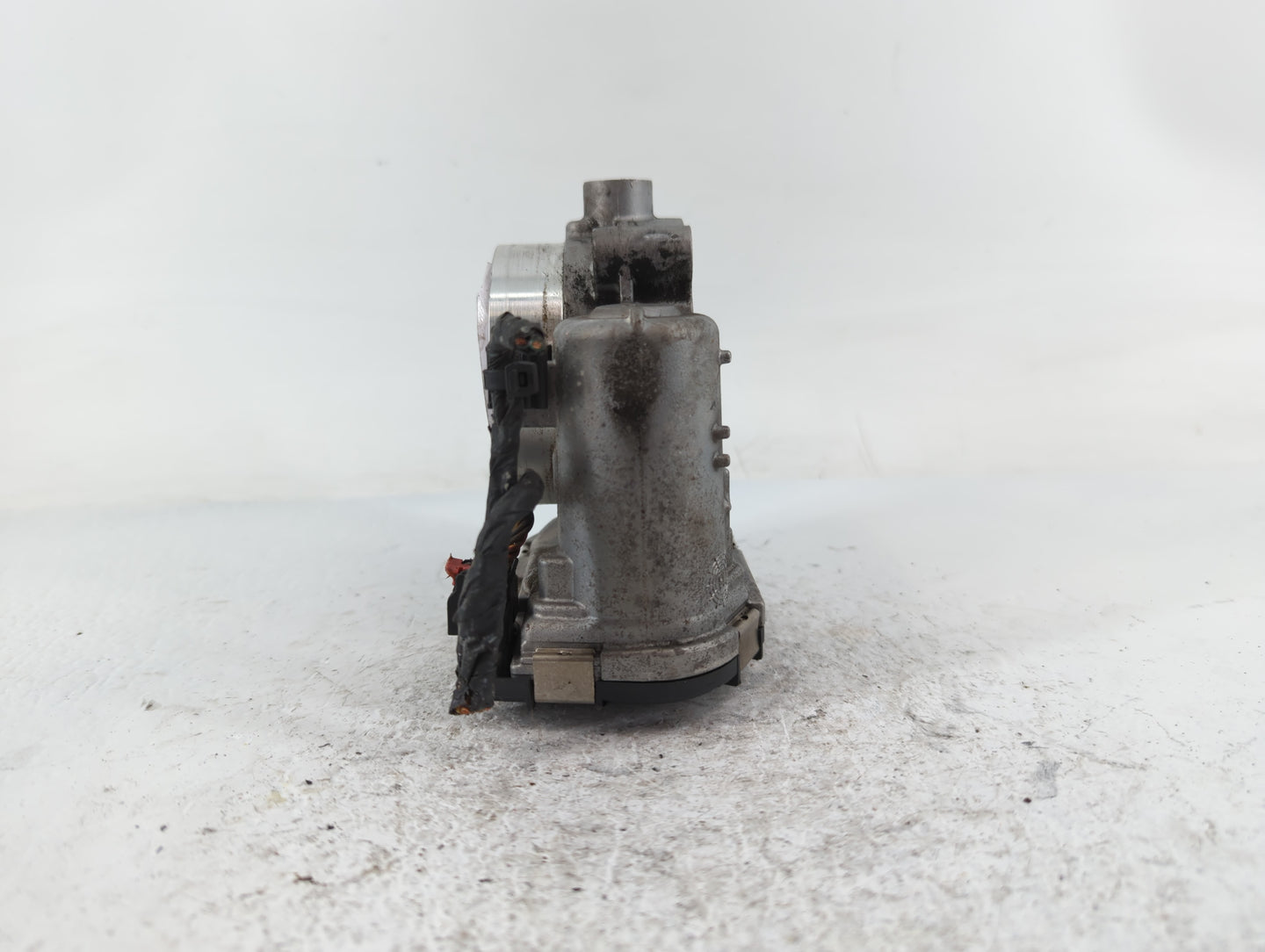 2011-2022 Jeep Grand Cherokee Throttle Body P/N:0 280 750 770 05184349AE Fits OEM Used Auto Parts - Oemusedautoparts1.com