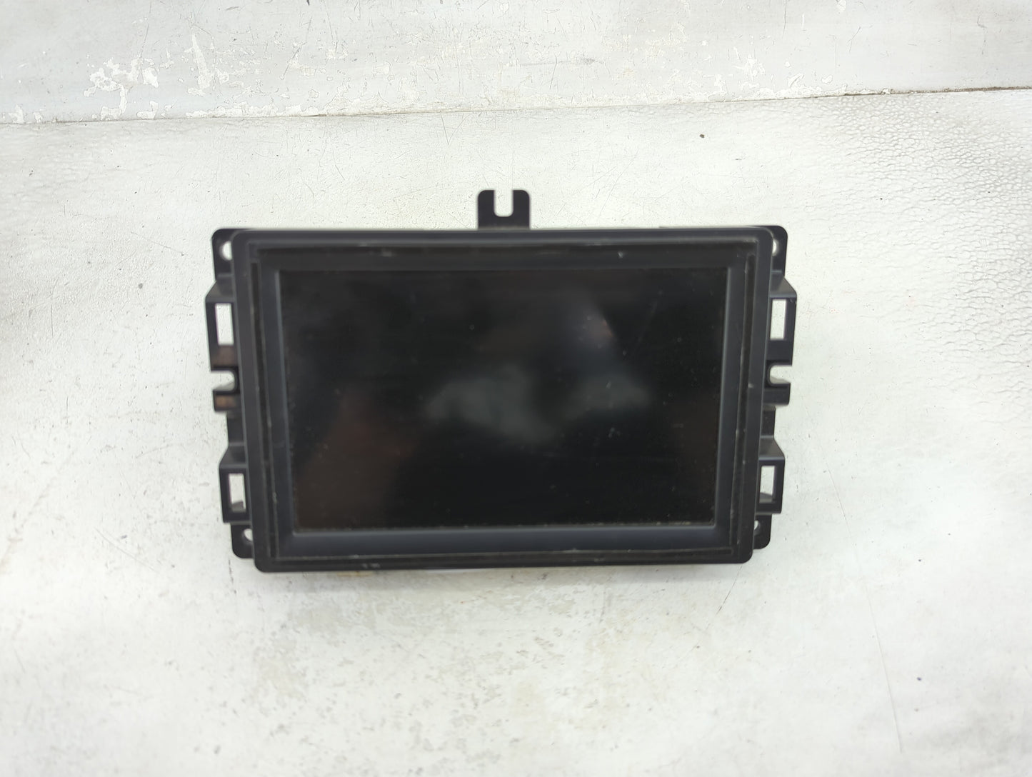 2020 Jeep Renegade Information Display Screen - Oemusedautoparts1.com