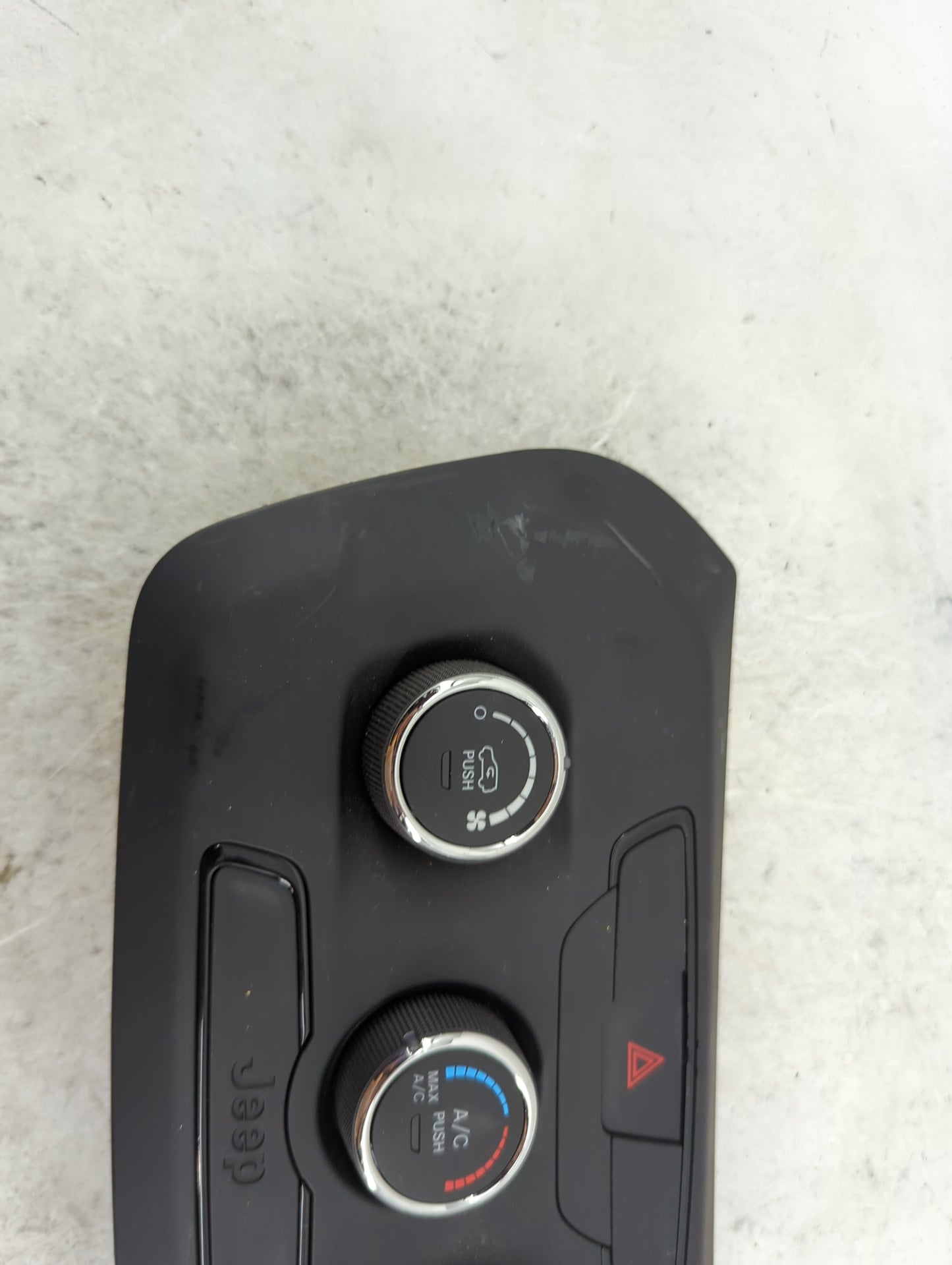 2018-2020 Jeep Renegade Climate Control Module Temperature AC/Heater Replacement P/N:07356941320 P3591 Fits Fits 2018 2019 2