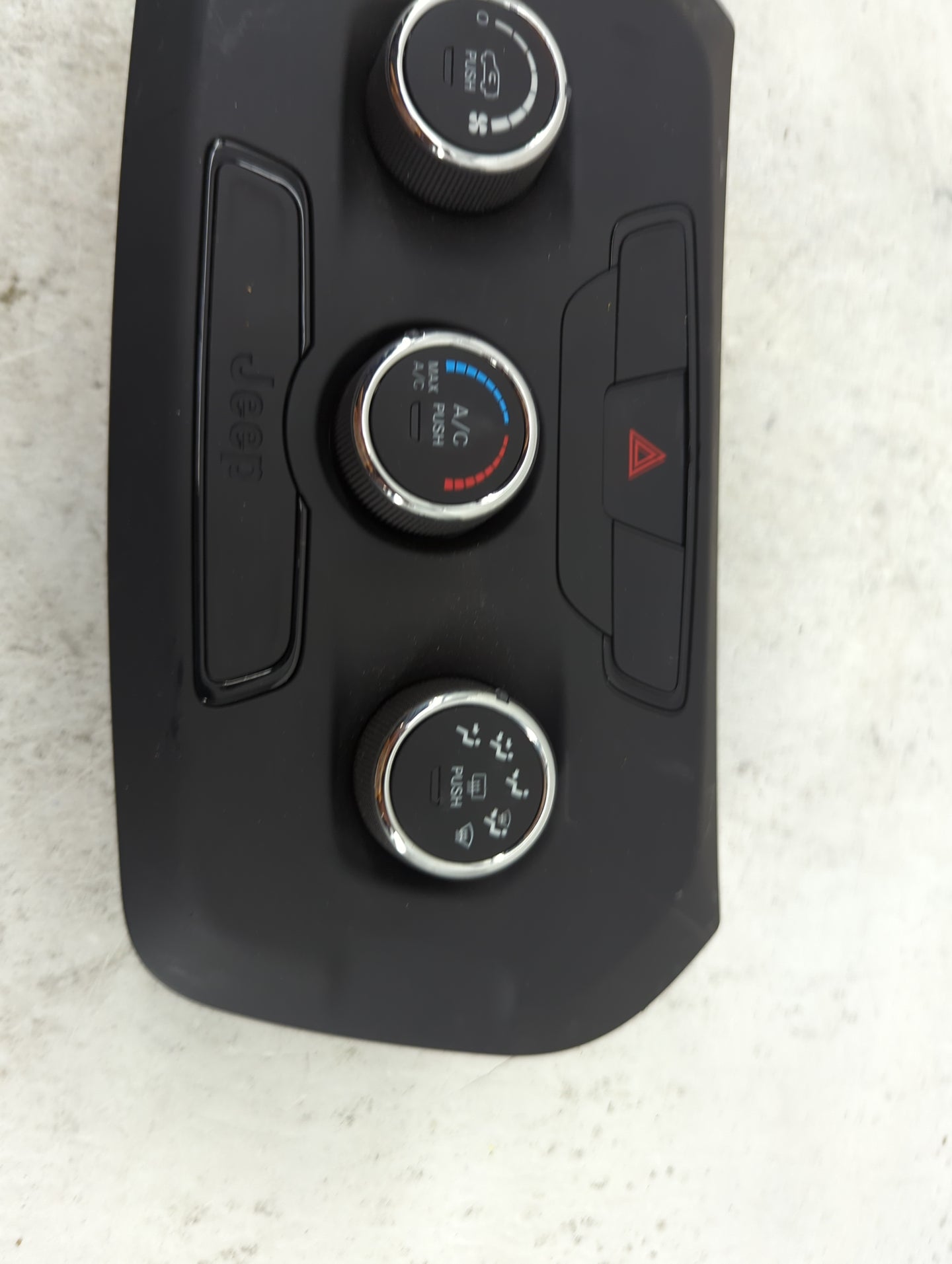 2018-2020 Jeep Renegade Climate Control Module Temperature AC/Heater Replacement P/N:07356941320 P3591 Fits Fits 2018 2019 2