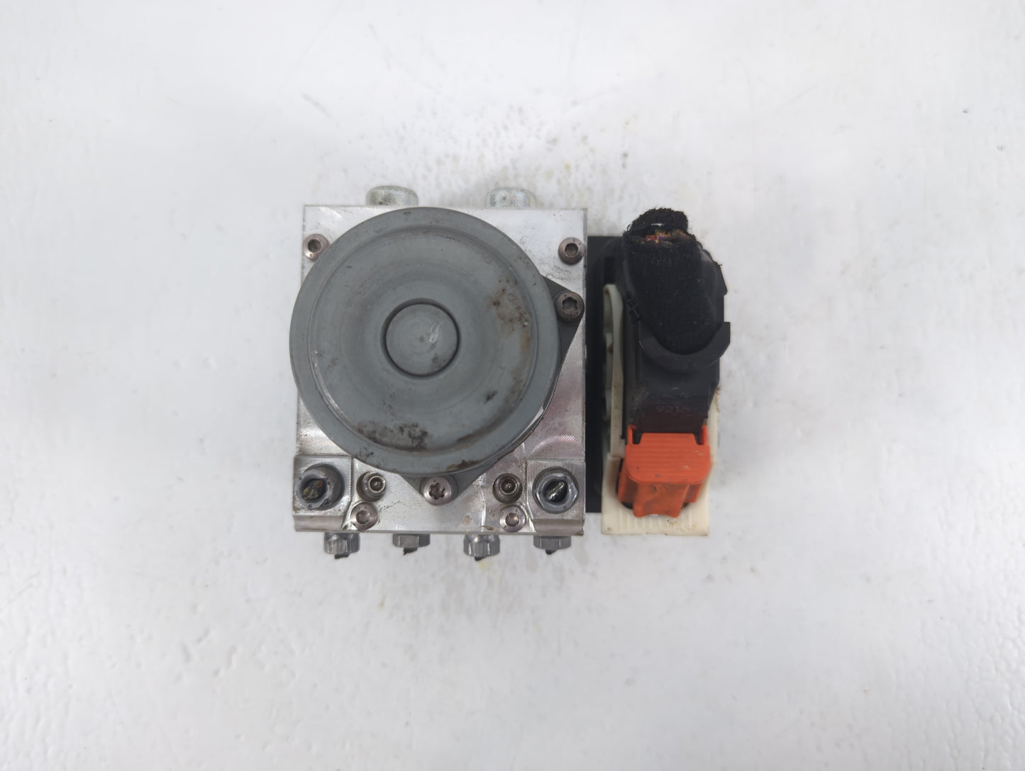2020-2021 Jeep Renegade ABS Pump Control Module Replacement P/N:52149834 Fits Fits 2020 2021 OEM Used Auto Parts - Oemusedau