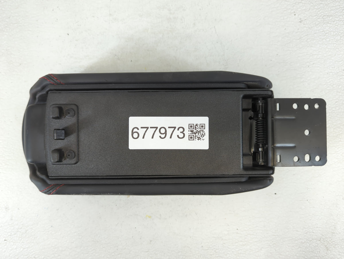 2020 Jeep Renegade Center Console Armrest Cover Lid Black - Oemusedautoparts1.com