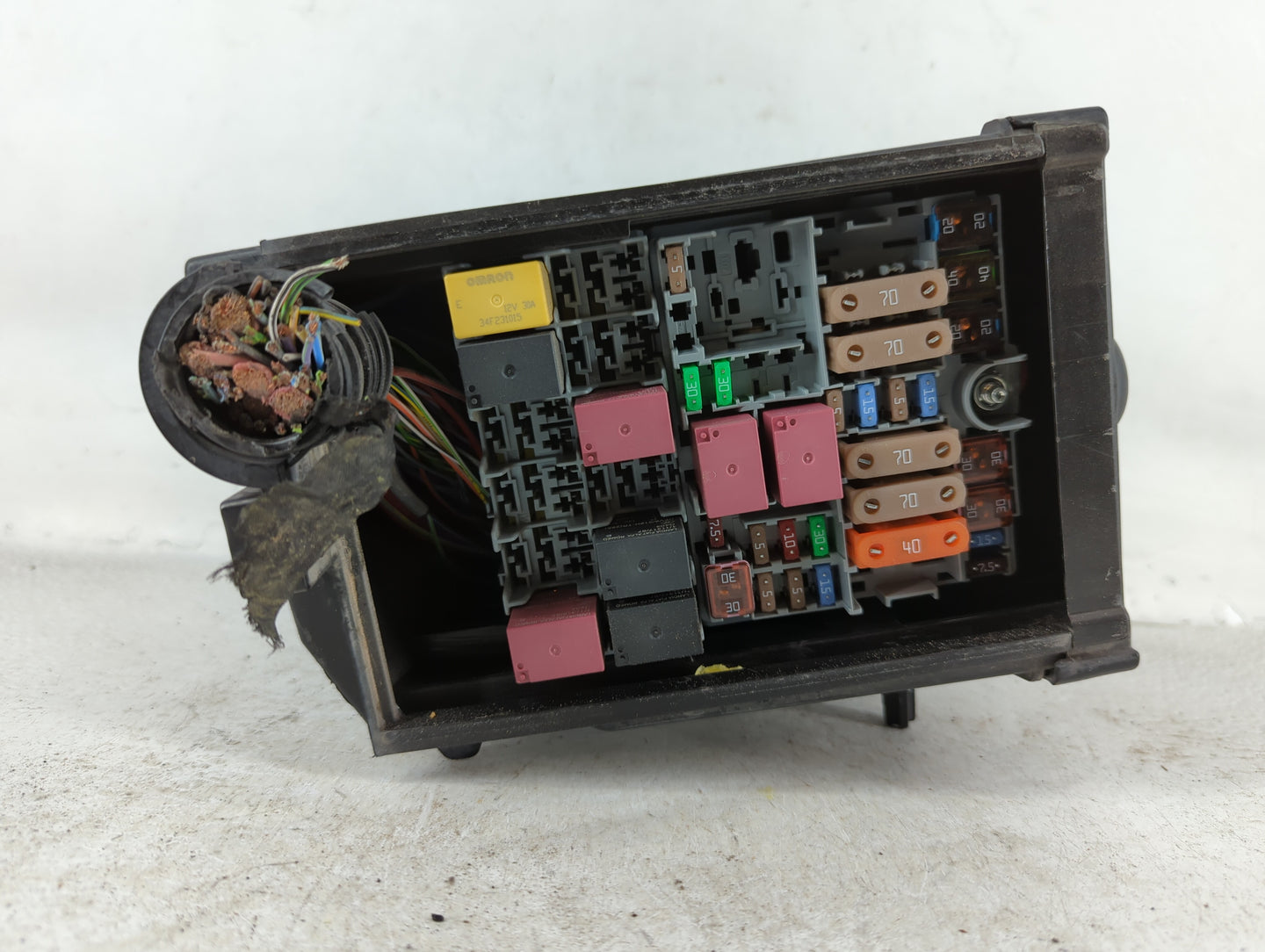 2015-2021 Jeep Renegade Fusebox Fuse Box Panel Relay Module P/N:52027004 Fits Fits 2015 2016 2017 2018 2019 2020 2021 OEM Us