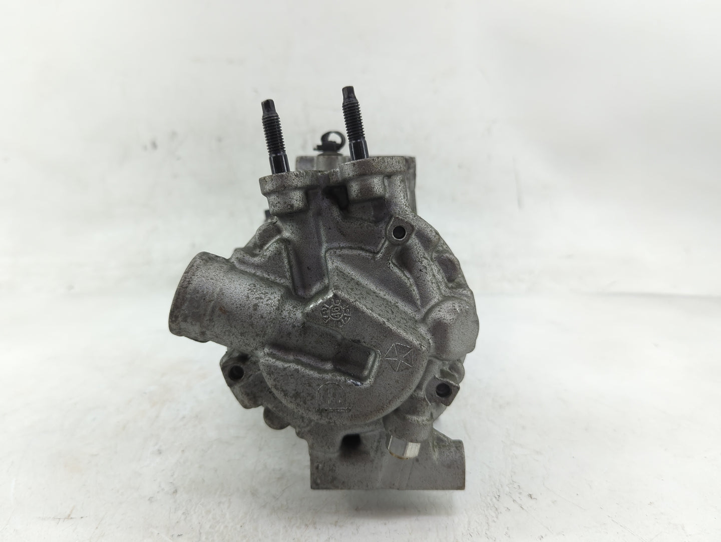 2018-2022 Jeep Wrangler Air Conditioning A/c Ac Compressor Oem - Oemusedautoparts1.com