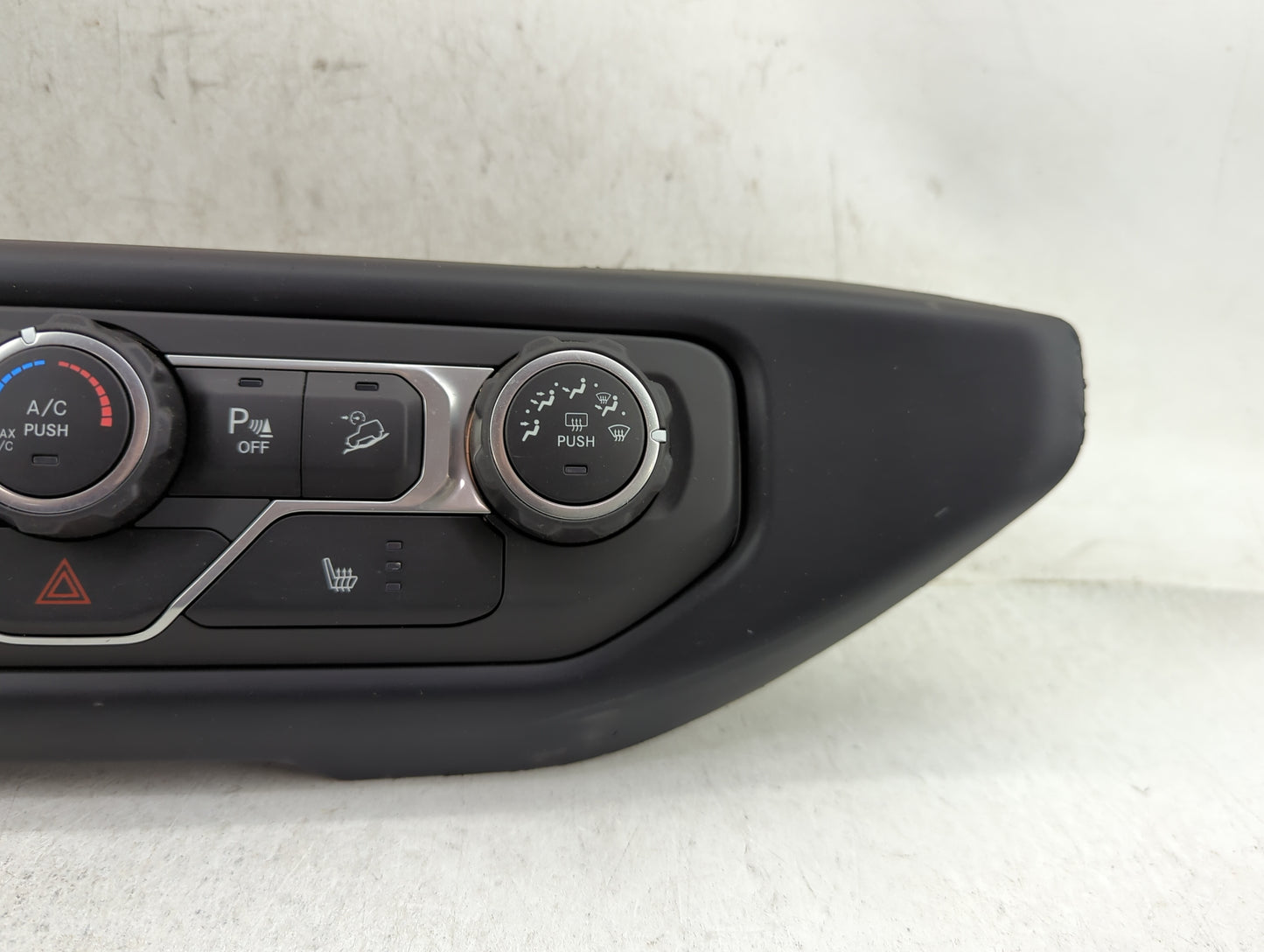 2019-2022 Jeep Wrangler Climate Control Module Temperature AC/Heater Replacement P/N:P6SZ00DX9AA Fits Fits 2019 2020 2021 20