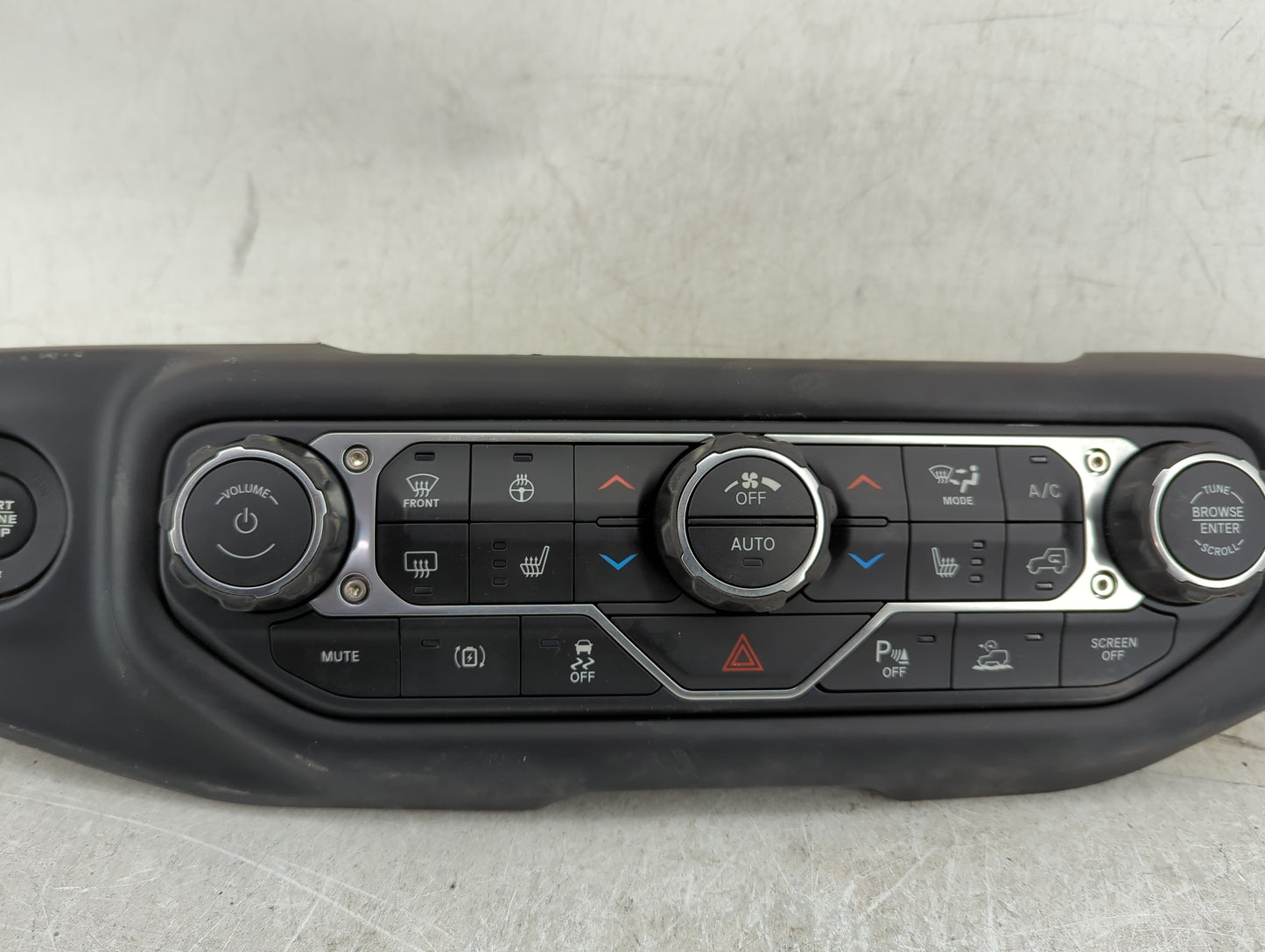 2019-2020 Jeep Wrangler Climate Control Module Temperature AC/Heater Replacement P/N:P6SX94DX9AA Fits Fits 2019 2020 OEM Use