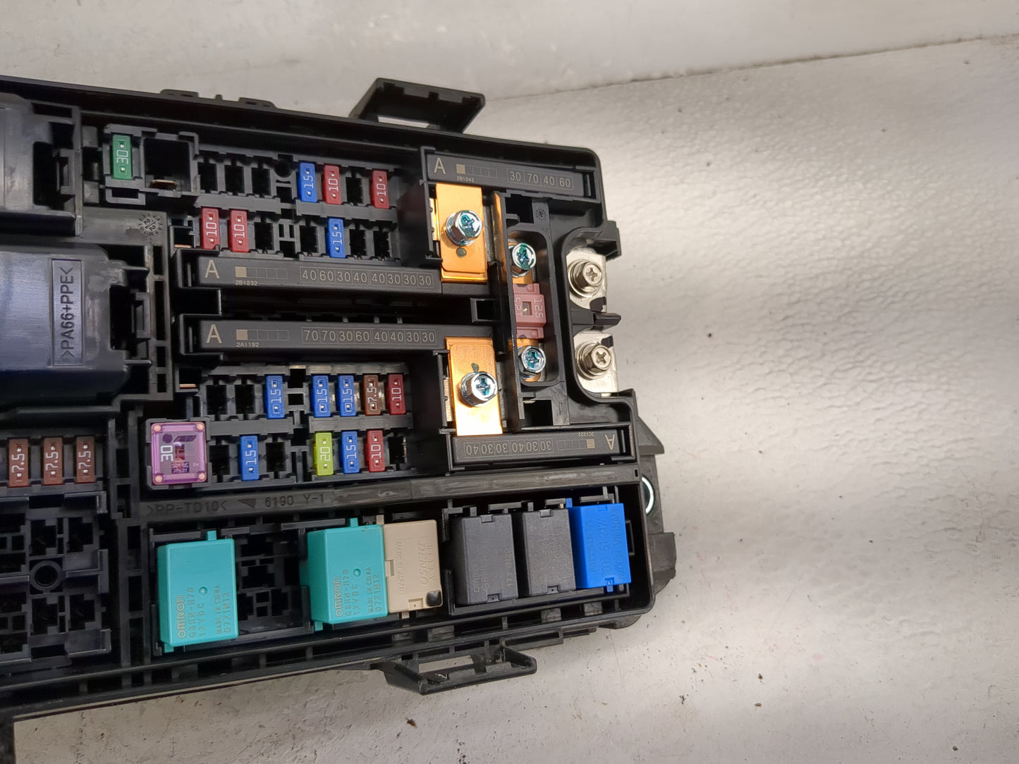2020 Jeep Wrangler Fusebox Fuse Box Panel Relay Module P/N:38809-TVA-A110 38809-TVA-A011, 38809-TVA-A02 Fits OEM Used Auto P