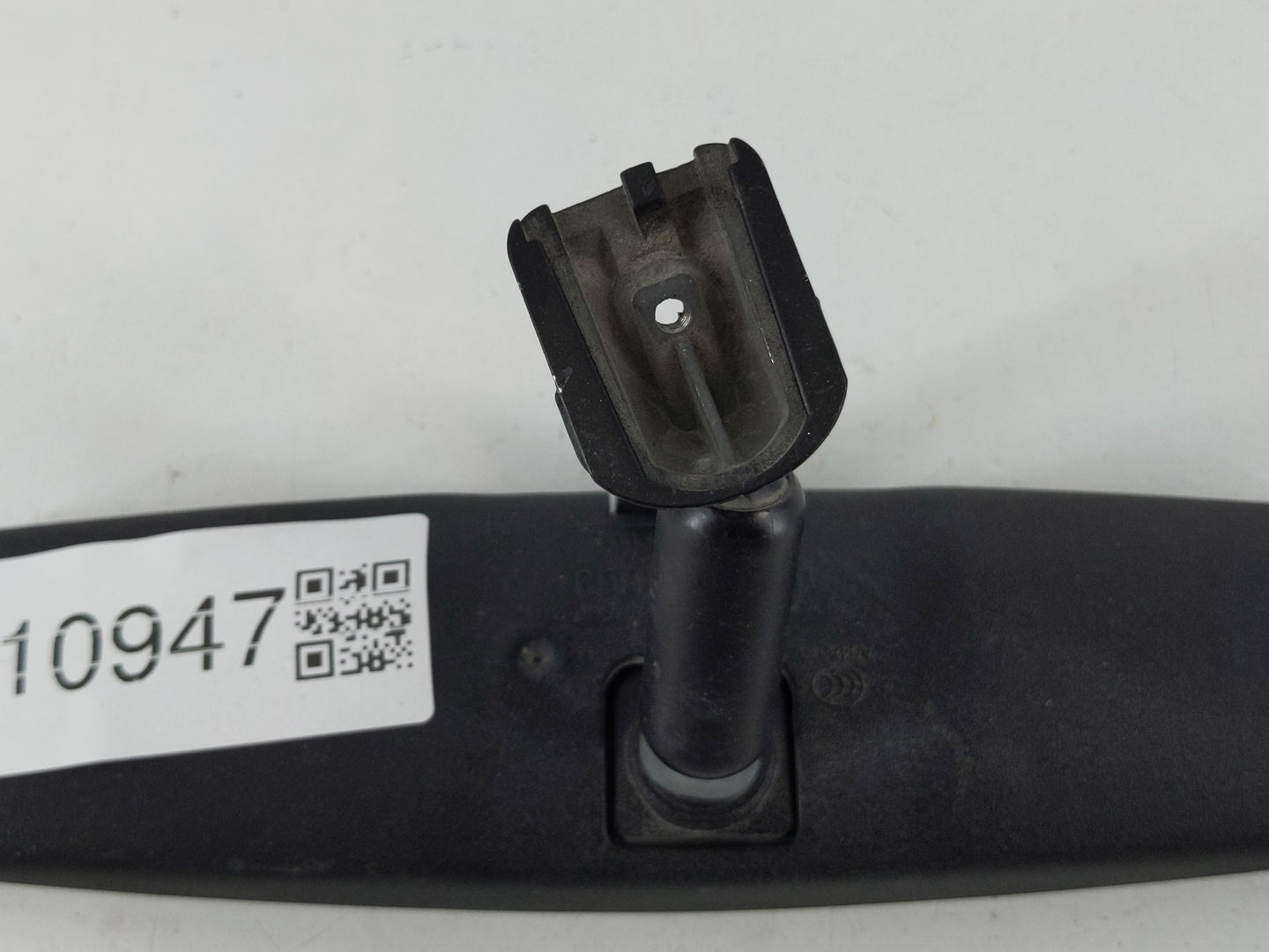 2020-2022 Kia Forte Interior Rear View Mirror Replacement OEM P/N:E8011083 Fits Fits 2018 2019 2020 2021 2022 OEM Used Auto 
