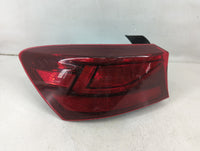 2019-2022 Kia Forte Tail Light Assembly Passenger Right OEM P/N:92401M700 Fits Fits 2019 2020 2021 2022 OEM Used Auto Parts 