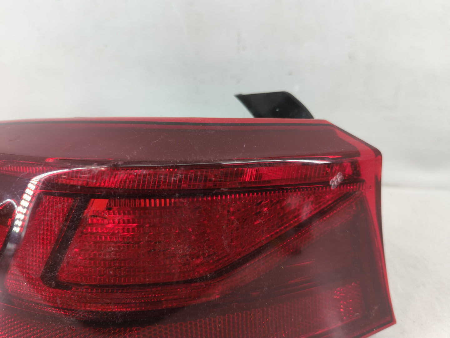 2019-2022 Kia Forte Tail Light Assembly Passenger Right OEM P/N:92401M700 Fits Fits 2019 2020 2021 2022 OEM Used Auto Parts 