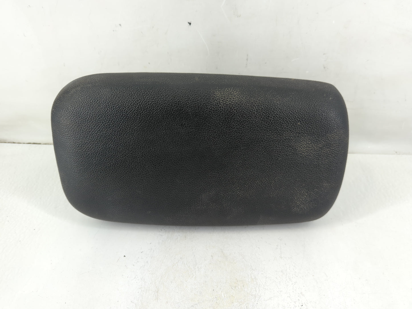 2020 Kia Forte Center Console Armrest Cover Lid P/N:84660-M7000 9899 Fits OEM Used Auto Parts - Oemusedautoparts1.com