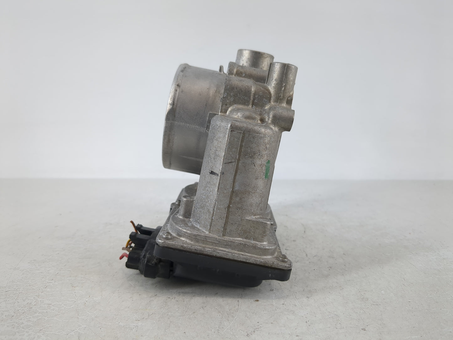 2020-2022 Kia Forte Throttle Body P/N:35100-2E710 Fits Fits 2020 2021 2022 OEM Used Auto Parts - Oemusedautoparts1.com