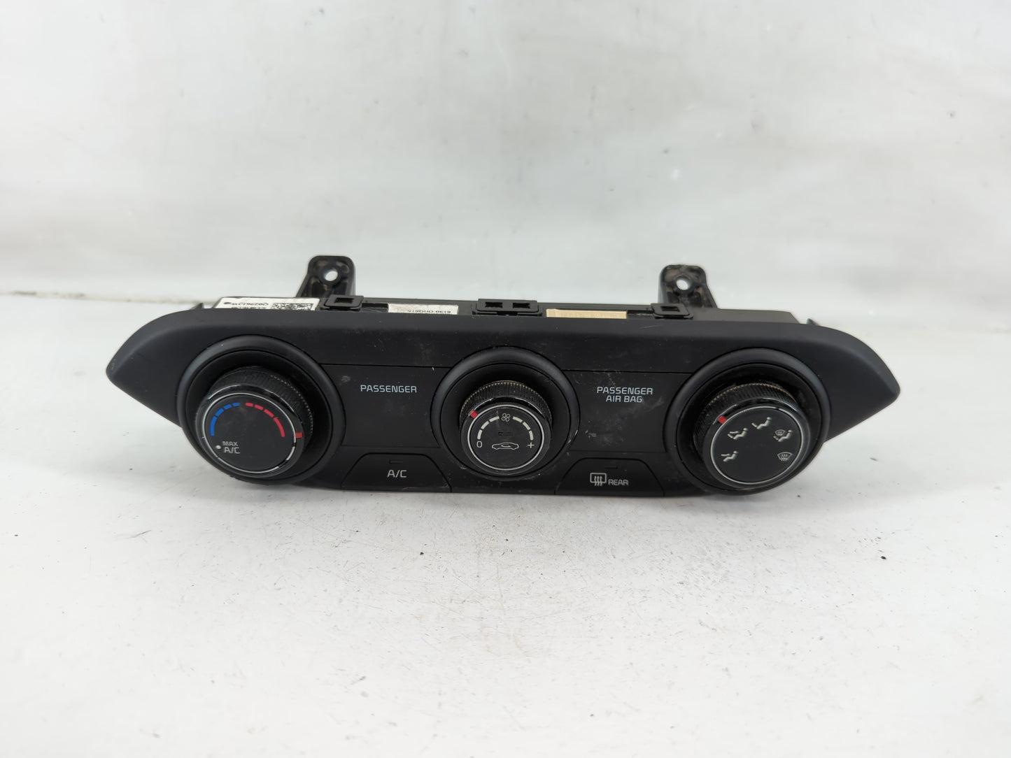 2019-2021 Kia Forte Climate Control Module Temperature AC/Heater Replacement P/N:97250-M6130WK Fits Fits 2019 2020 2021 OEM 