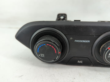 2019-2021 Kia Forte Climate Control Module Temperature AC/Heater Replacement P/N:97250-M6130WK Fits Fits 2019 2020 2021 OEM Used Auto Parts