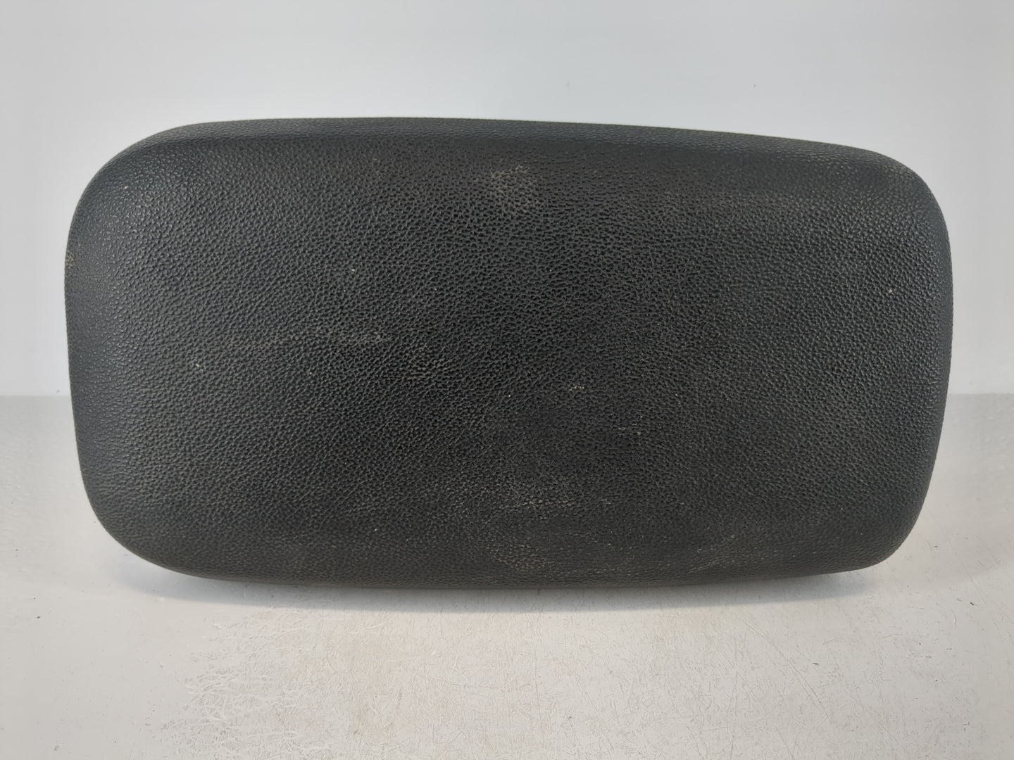 2019-2022 Kia Forte Center Console Armrest Cover Lid P/N:6449 Fits Fits 2019 2020 2021 2022 OEM Used Auto Parts - Oemusedaut