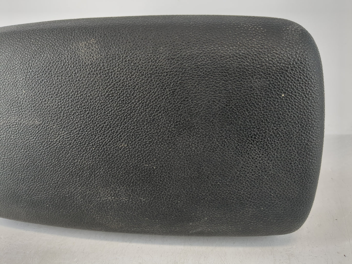 2019-2022 Kia Forte Center Console Armrest Cover Lid P/N:6449 Fits Fits 2019 2020 2021 2022 OEM Used Auto Parts - Oemusedaut