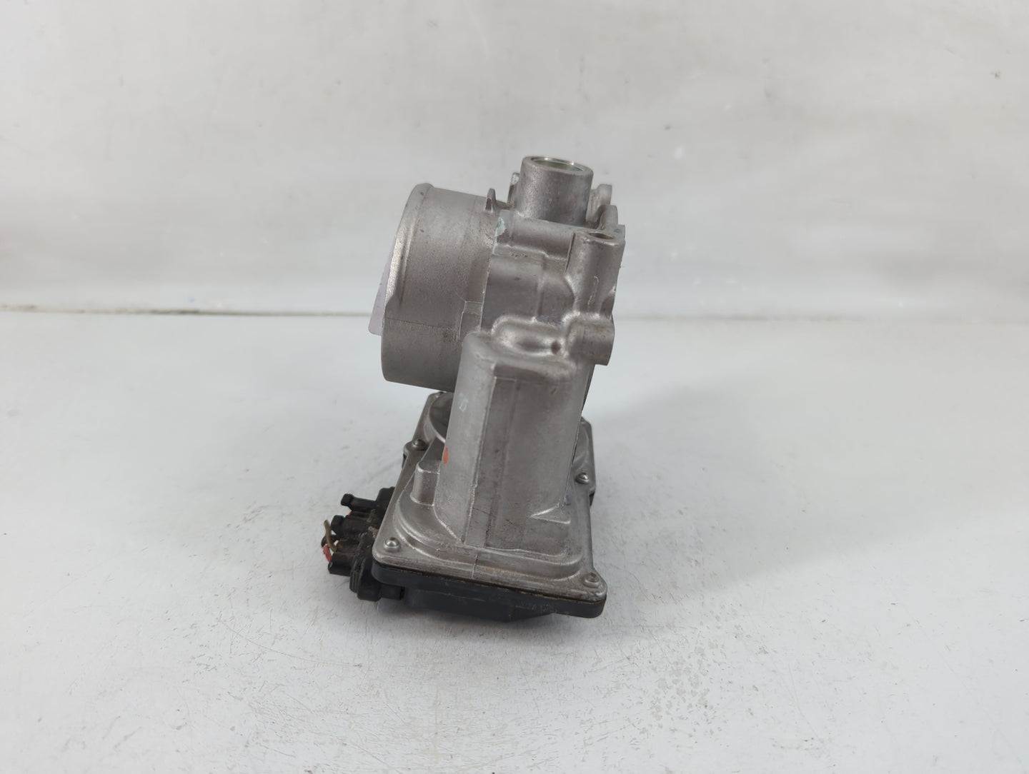 2020-2022 Kia Forte Throttle Body P/N:35100-2E710 Fits Fits 2020 2021 2022 OEM Used Auto Parts - Oemusedautoparts1.com