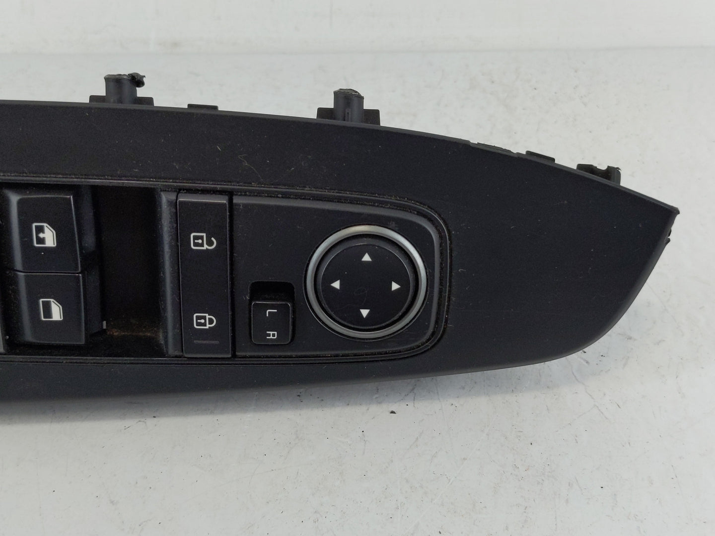 2020 Kia Forte Master Power Window Switch Replacement Driver Side Left P/N:93570-M6120 Fits OEM Used Auto Parts - Oemusedaut