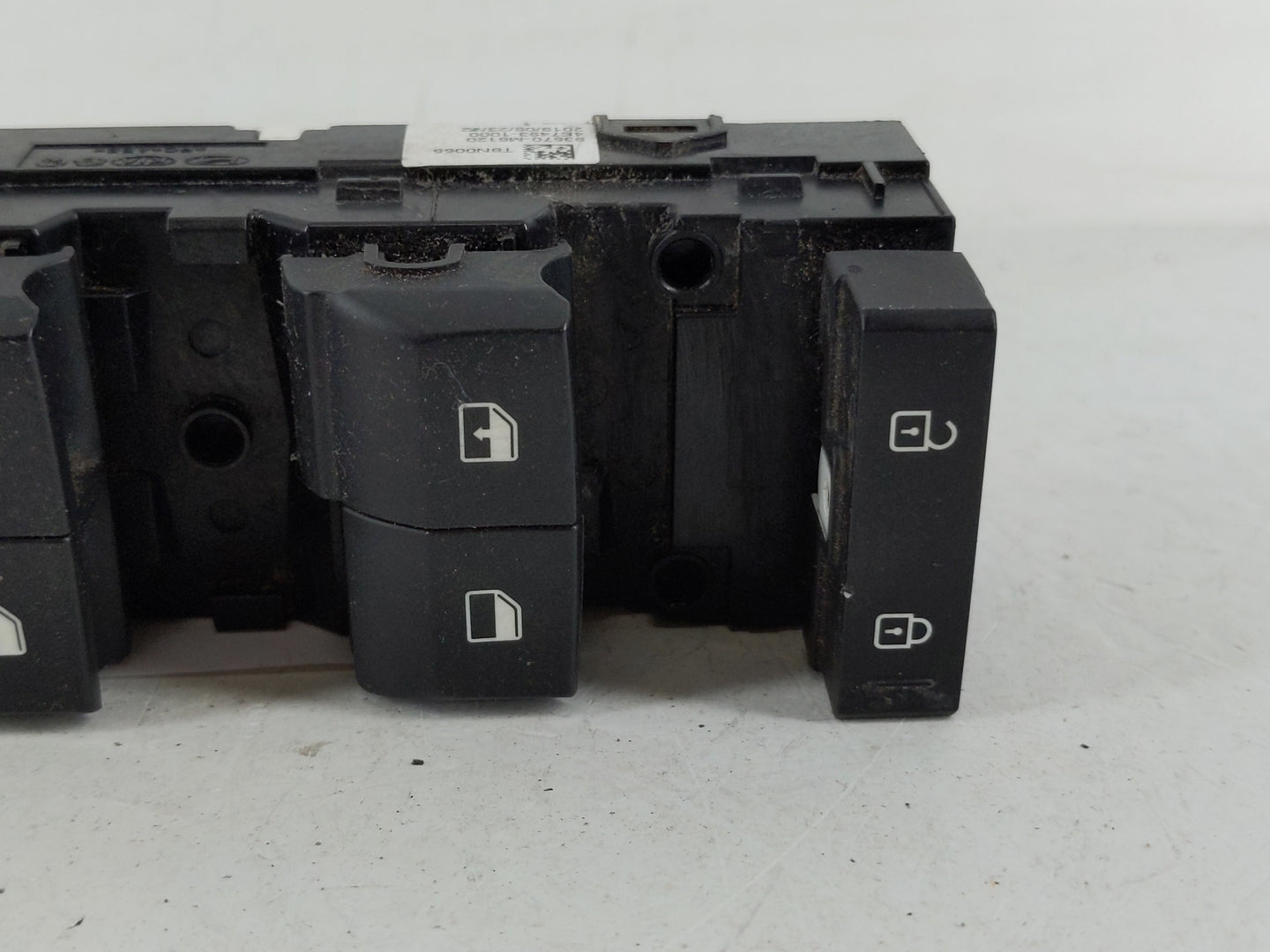 2020 Kia Forte Master Power Window Switch Replacement Driver Side Left P/N:93570-M6120 Fits OEM Used Auto Parts - Oemusedaut