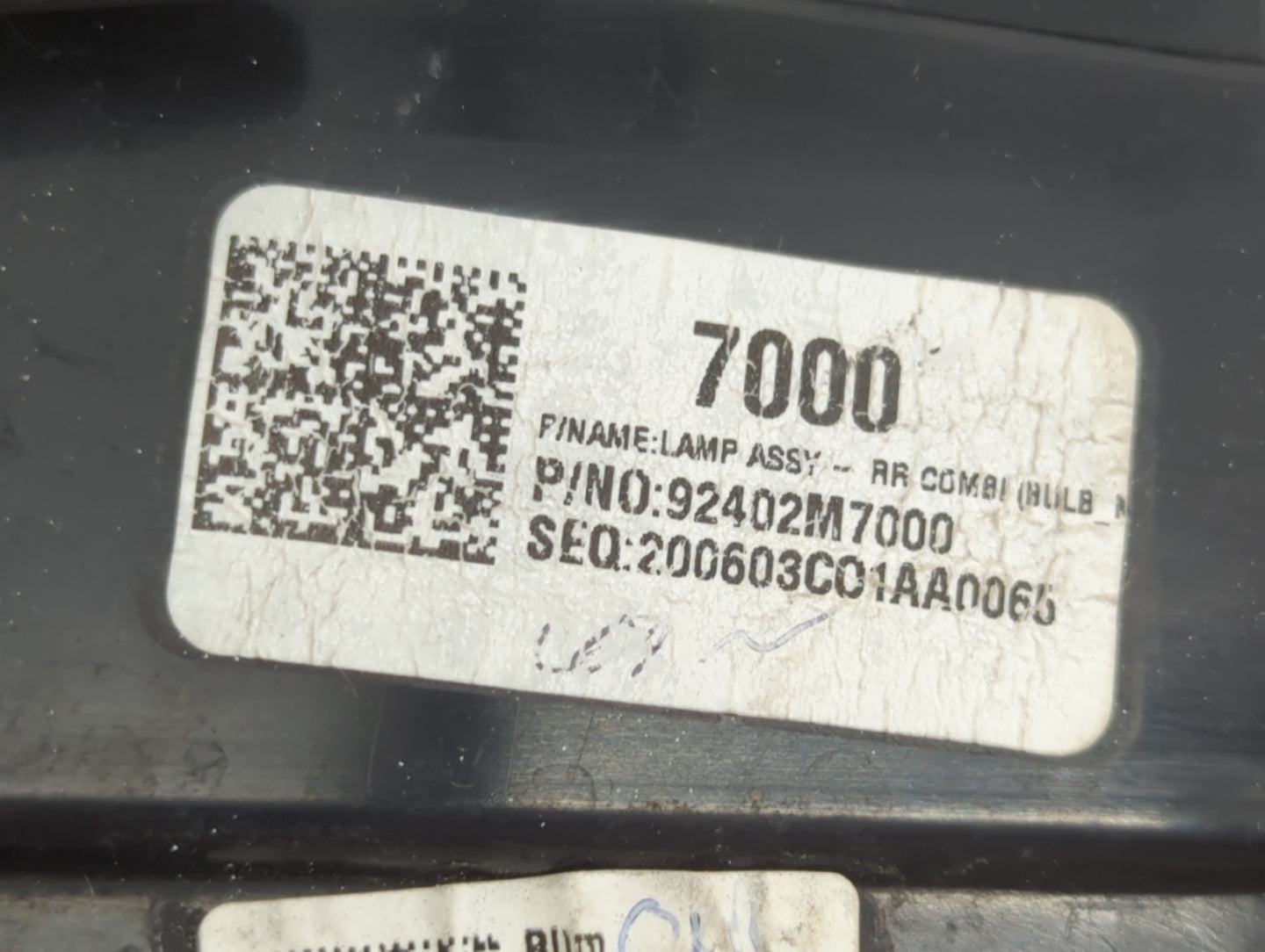 2019-2022 Kia Forte Tail Light Assembly Passenger Right OEM P/N:92402M7000 Fits Fits 2019 2020 2021 2022 OEM Used Auto Parts