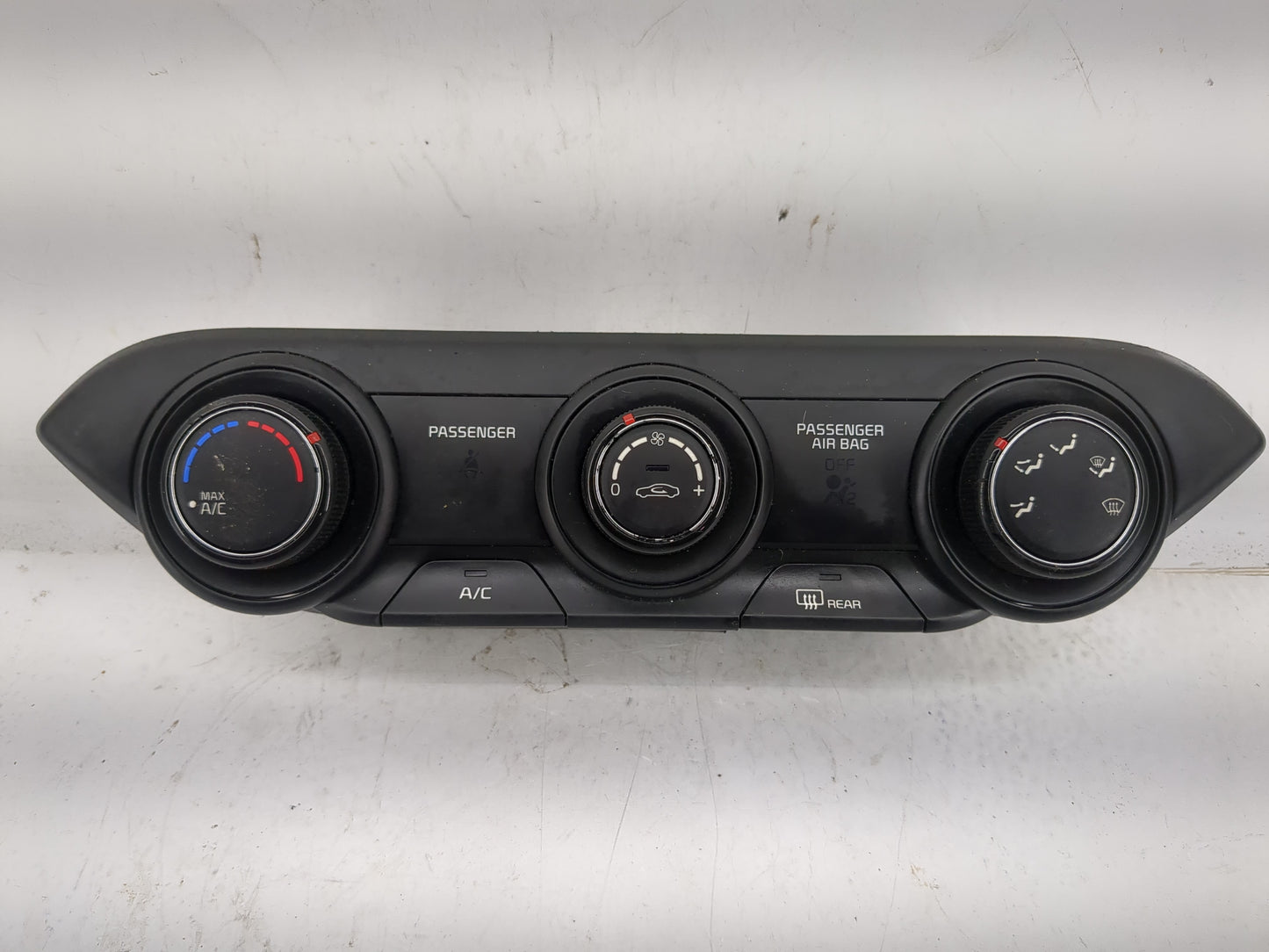 2019-2021 Kia Forte Climate Control Module Temperature AC/Heater Replacement P/N:97250-M6130WK Fits Fits 2019 2020 2021 OEM 