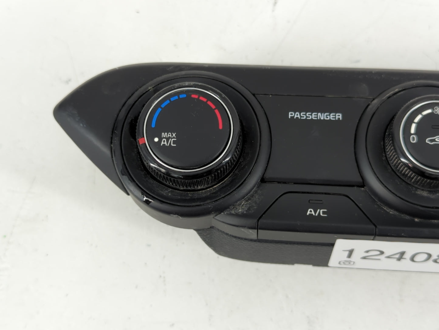 2019-2021 Kia Forte Climate Control Module Temperature AC/Heater Replacement P/N:97250-M6XXX Fits Fits 2019 2020 2021 OEM Us