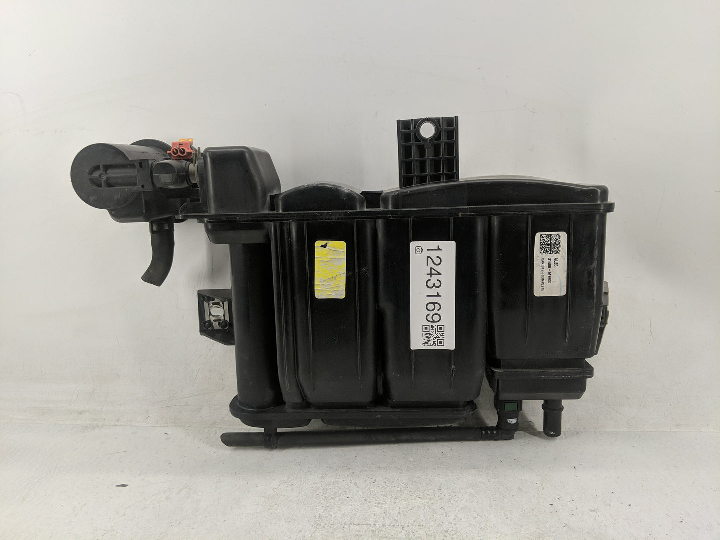 2020 Kia Forte Fuel Vapor Charcoal Canister - Oemusedautoparts1.com
