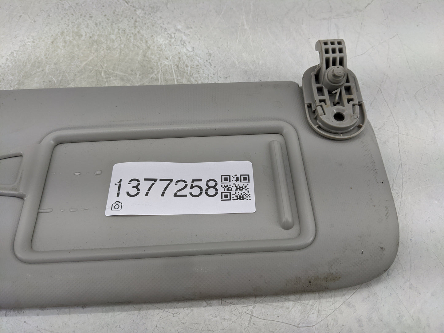 2019-2021 Kia Forte Sun Visor Shade Replacement Passenger Right Mirror Fits Fits 2019 2020 2021 OEM Used Auto Parts - Oemuse