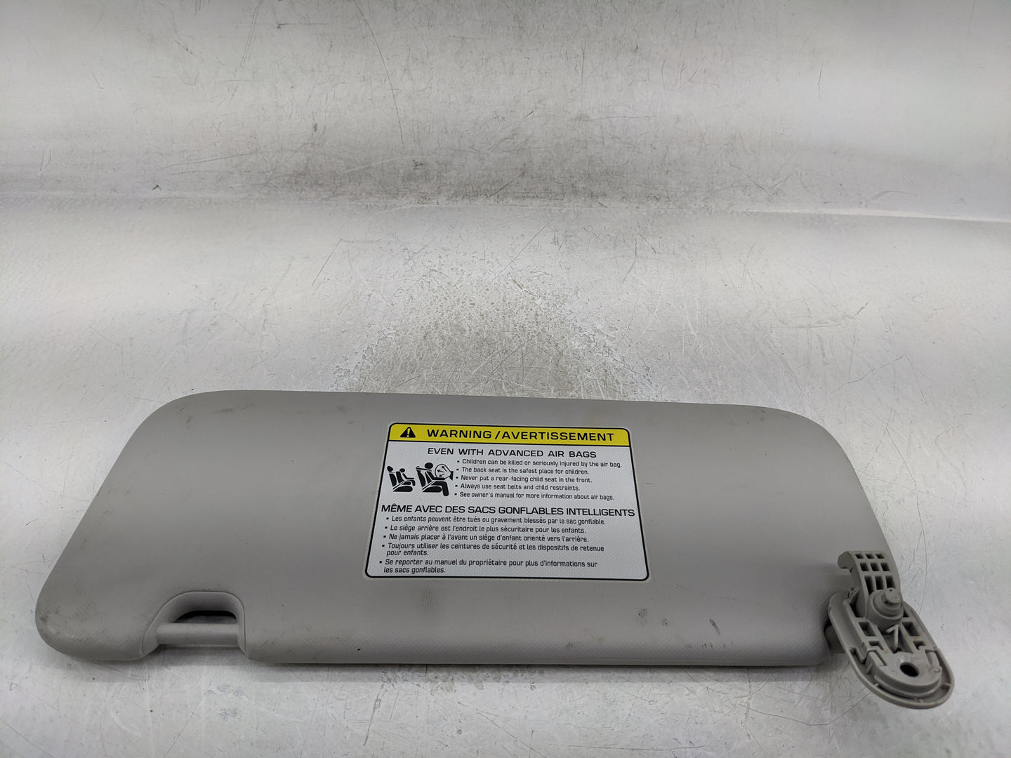 2019-2021 Kia Forte Sun Visor Shade Replacement Passenger Right Mirror Fits Fits 2019 2020 2021 OEM Used Auto Parts - Oemuse