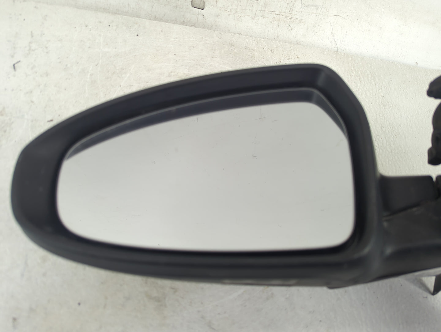 2019-2022 Kia Forte Driver Side View Mirror - Left Door Mirror OEM Used - Oemusedautoparts1.com