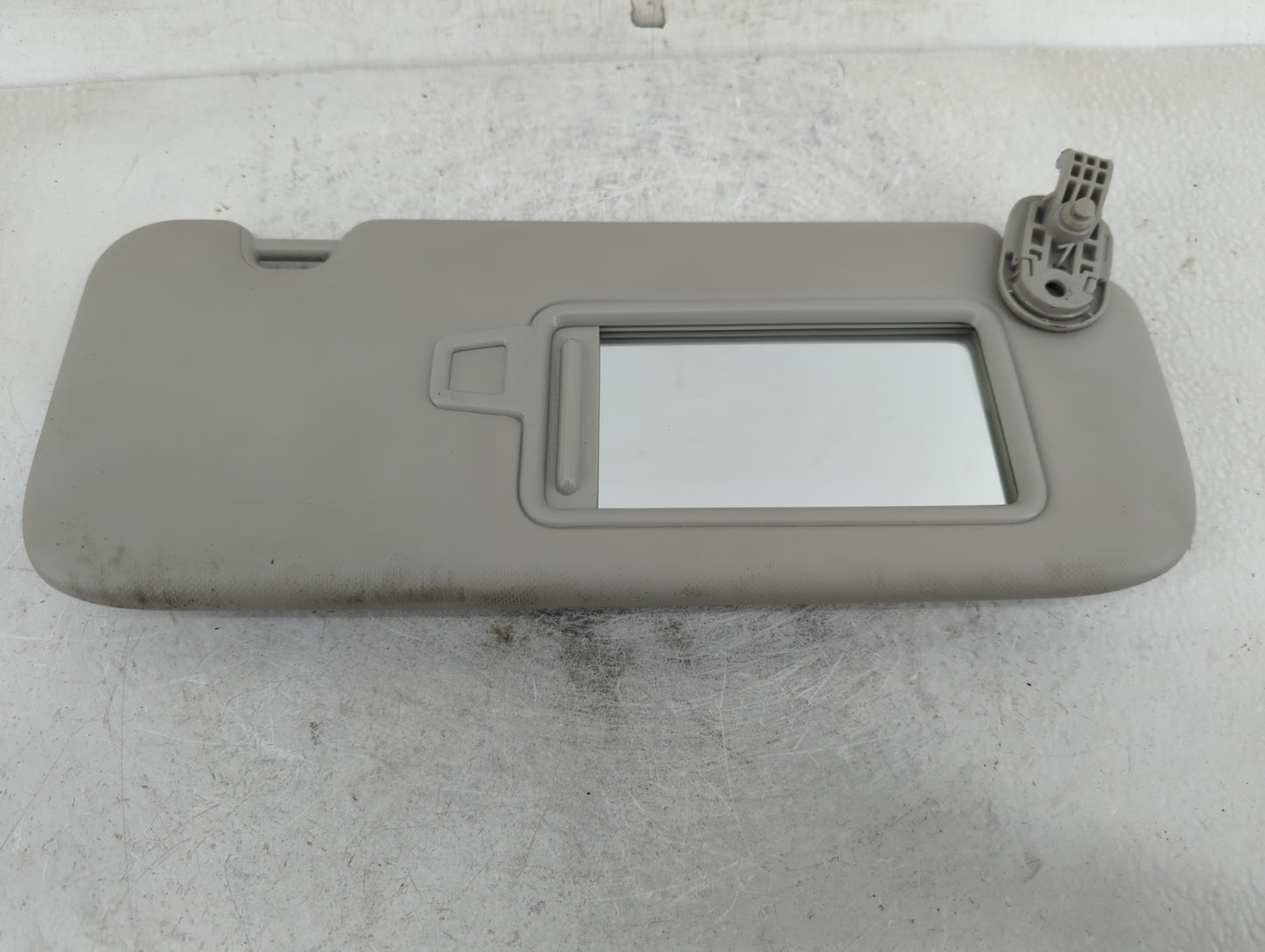 2019-2021 Kia Forte Sun Visor Shade Replacement Passenger Right Mirror Fits Fits 2019 2020 2021 OEM Used Auto Parts - Oemuse