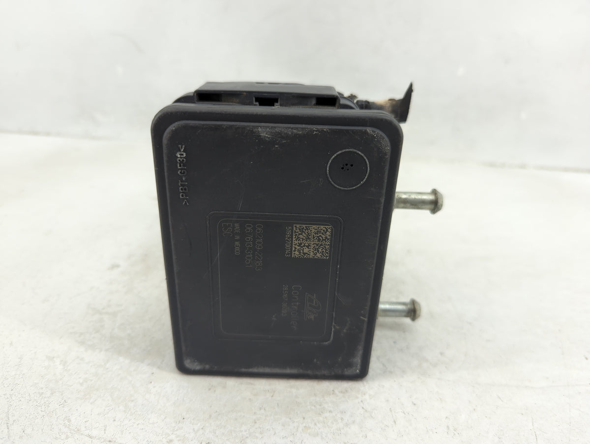 2019-2021 Kia Forte Anti-Lock Brake ABS Pump Module Actuator OEM P/N:58900-M7250 Fits Fits 2019 2020 2021 OEM Used Auto Part