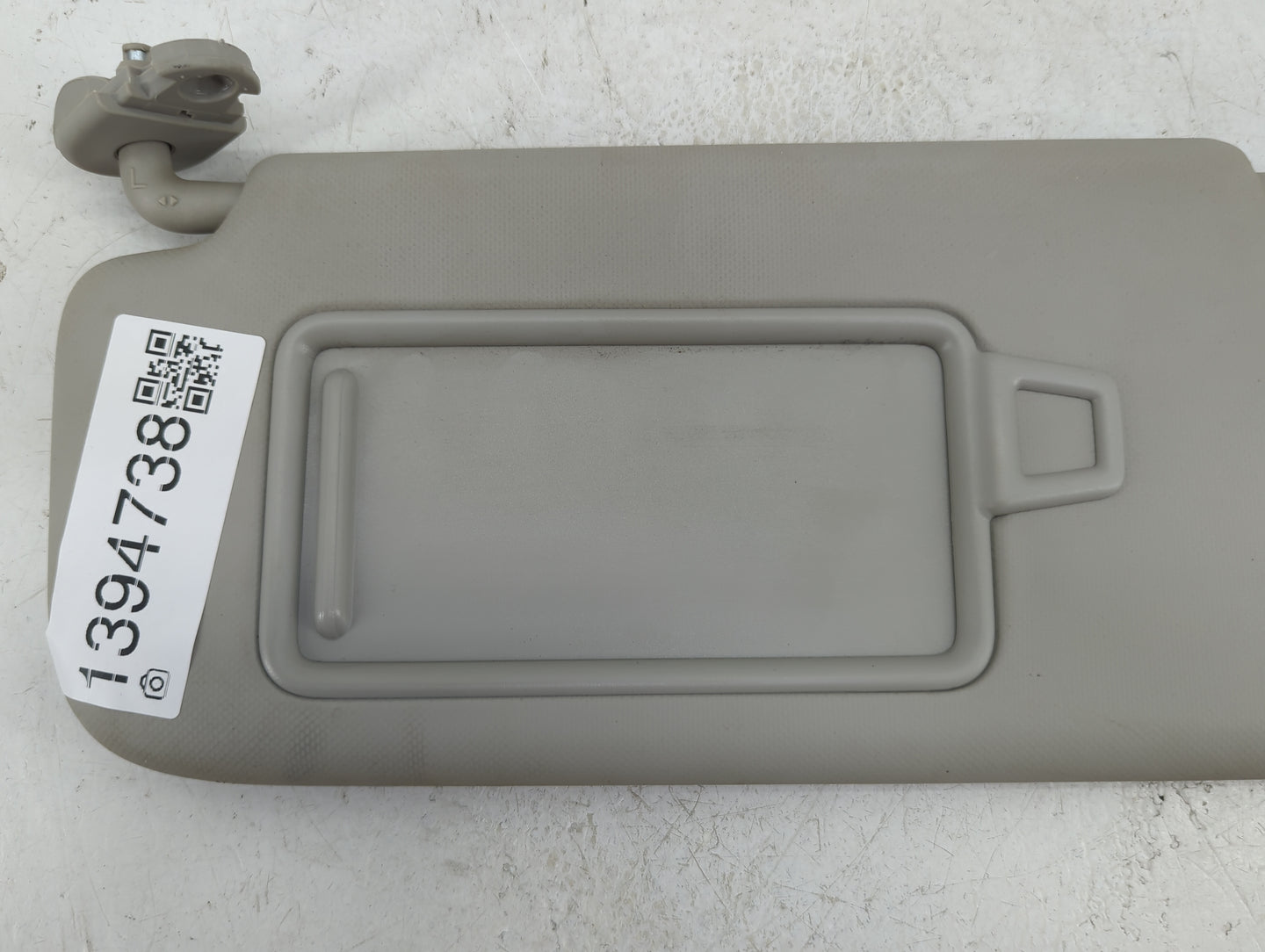 2019-2021 Kia Forte Sun Visor Shade Replacement Passenger Right Mirror Fits Fits 2019 2020 2021 OEM Used Auto Parts - Oemuse