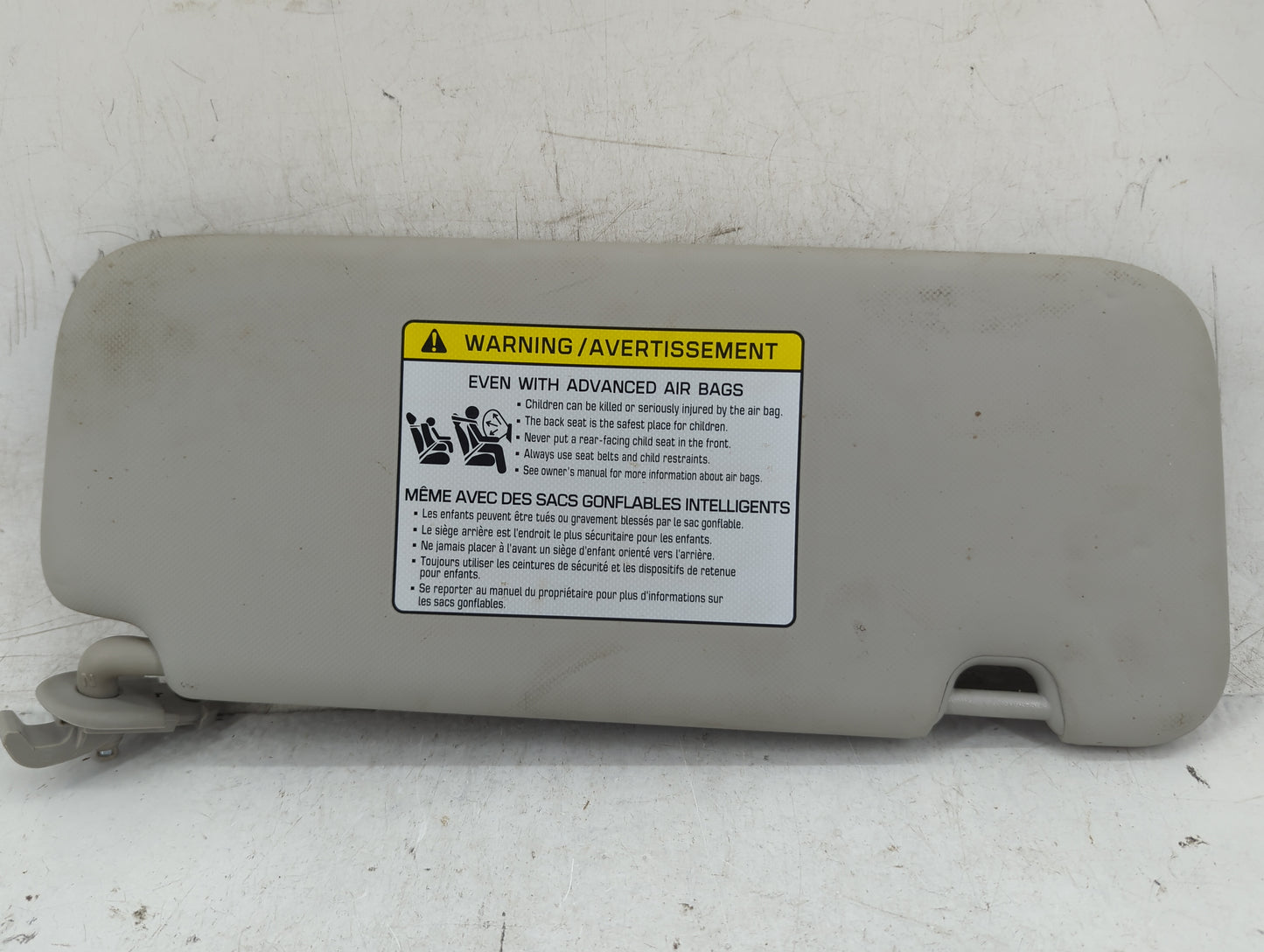 2019-2021 Kia Forte Sun Visor Shade Replacement Passenger Right Mirror Fits Fits 2019 2020 2021 OEM Used Auto Parts - Oemuse