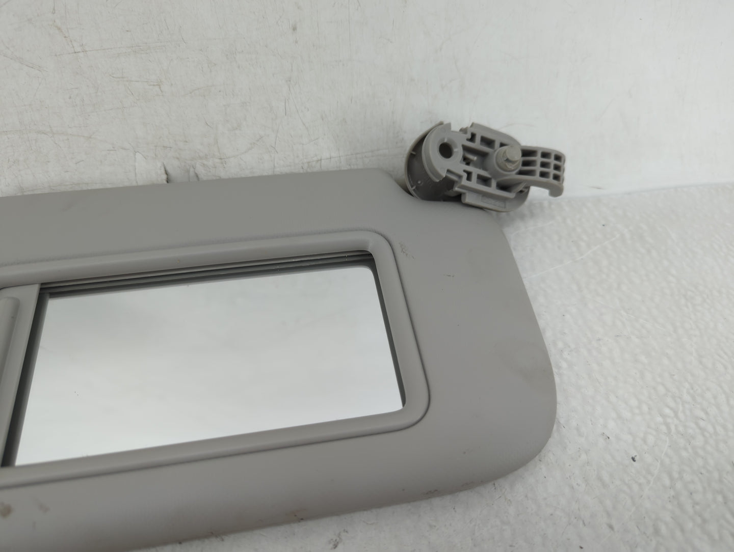 2019-2021 Kia Forte Sun Visor Shade Replacement Passenger Right Mirror Fits Fits 2019 2020 2021 OEM Used Auto Parts - Oemuse