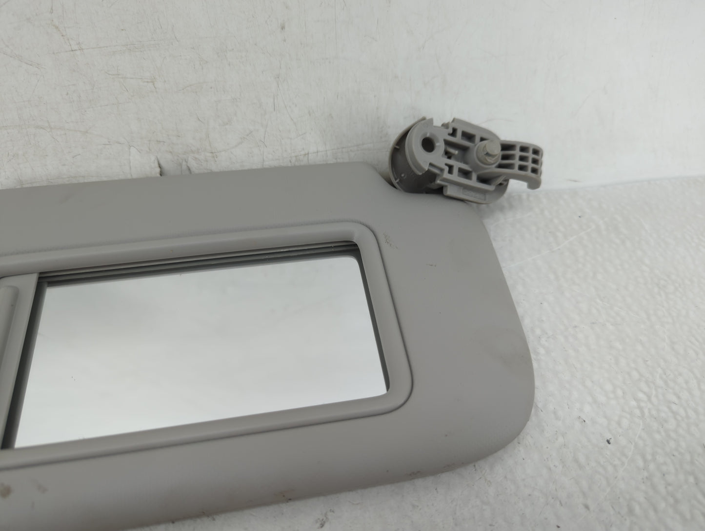 2019-2021 Kia Forte Sun Visor Shade Replacement Passenger Right Mirror Fits Fits 2019 2020 2021 OEM Used Auto Parts - Oemuse