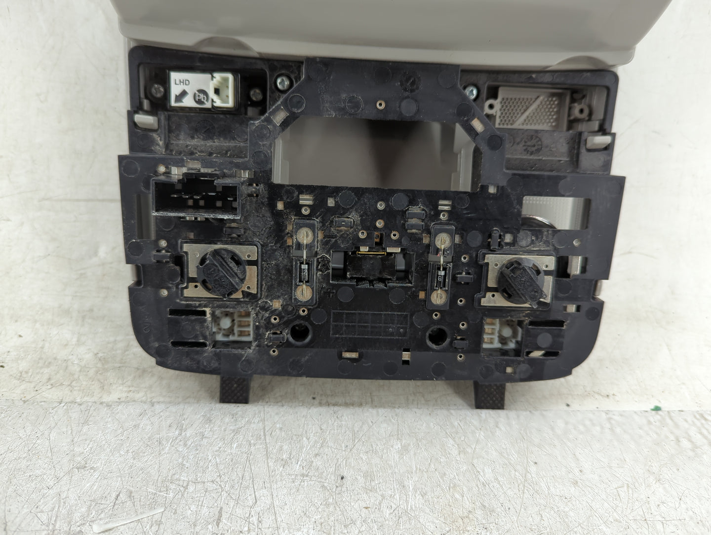 2020 Kia Forte Overhead Roof Console - Oemusedautoparts1.com