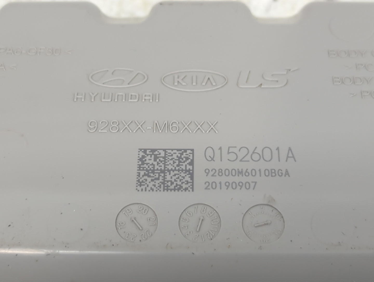 2020 Kia Forte Overhead Roof Console - Oemusedautoparts1.com