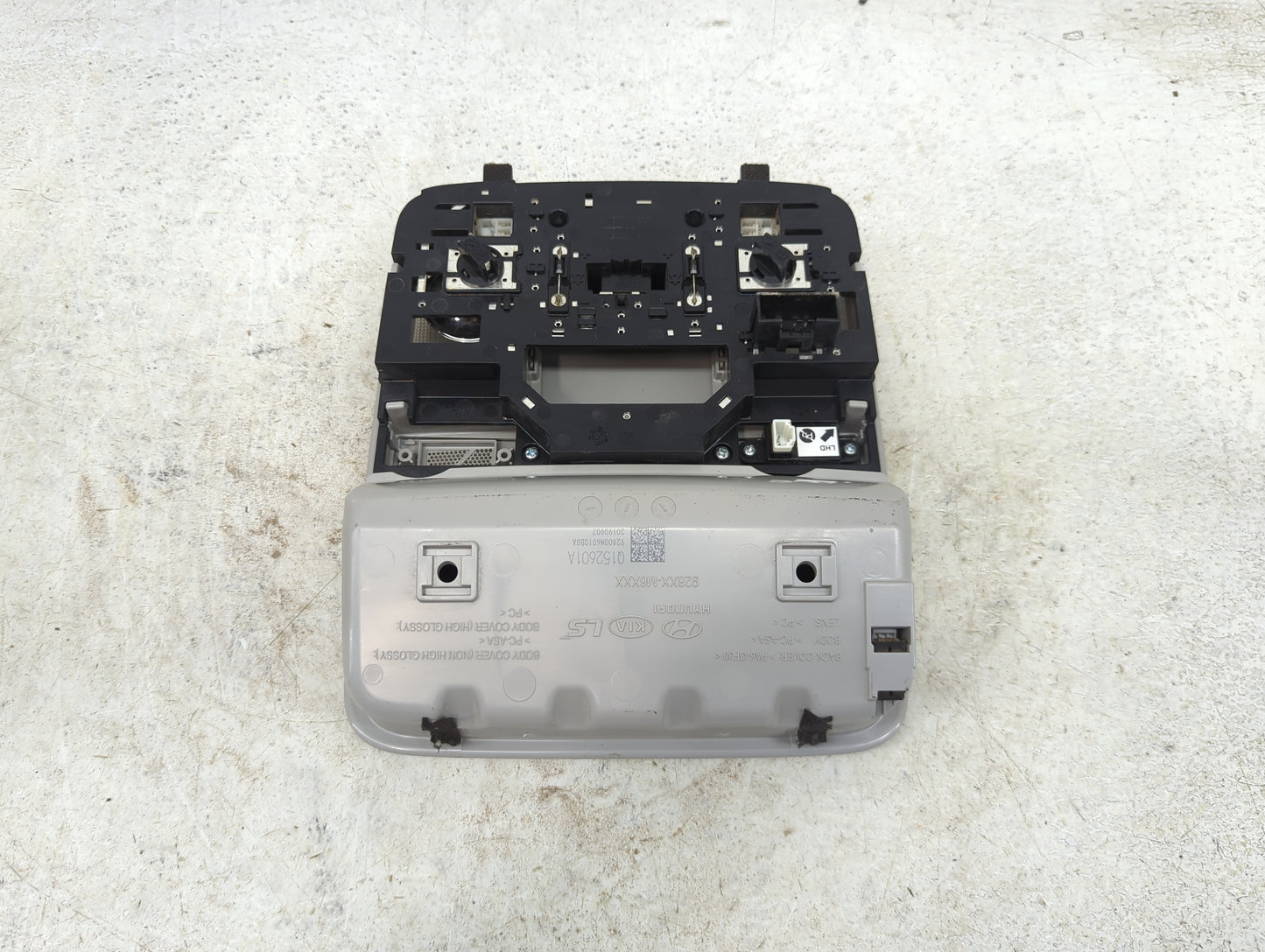 2020 Kia Forte Overhead Roof Console - Oemusedautoparts1.com